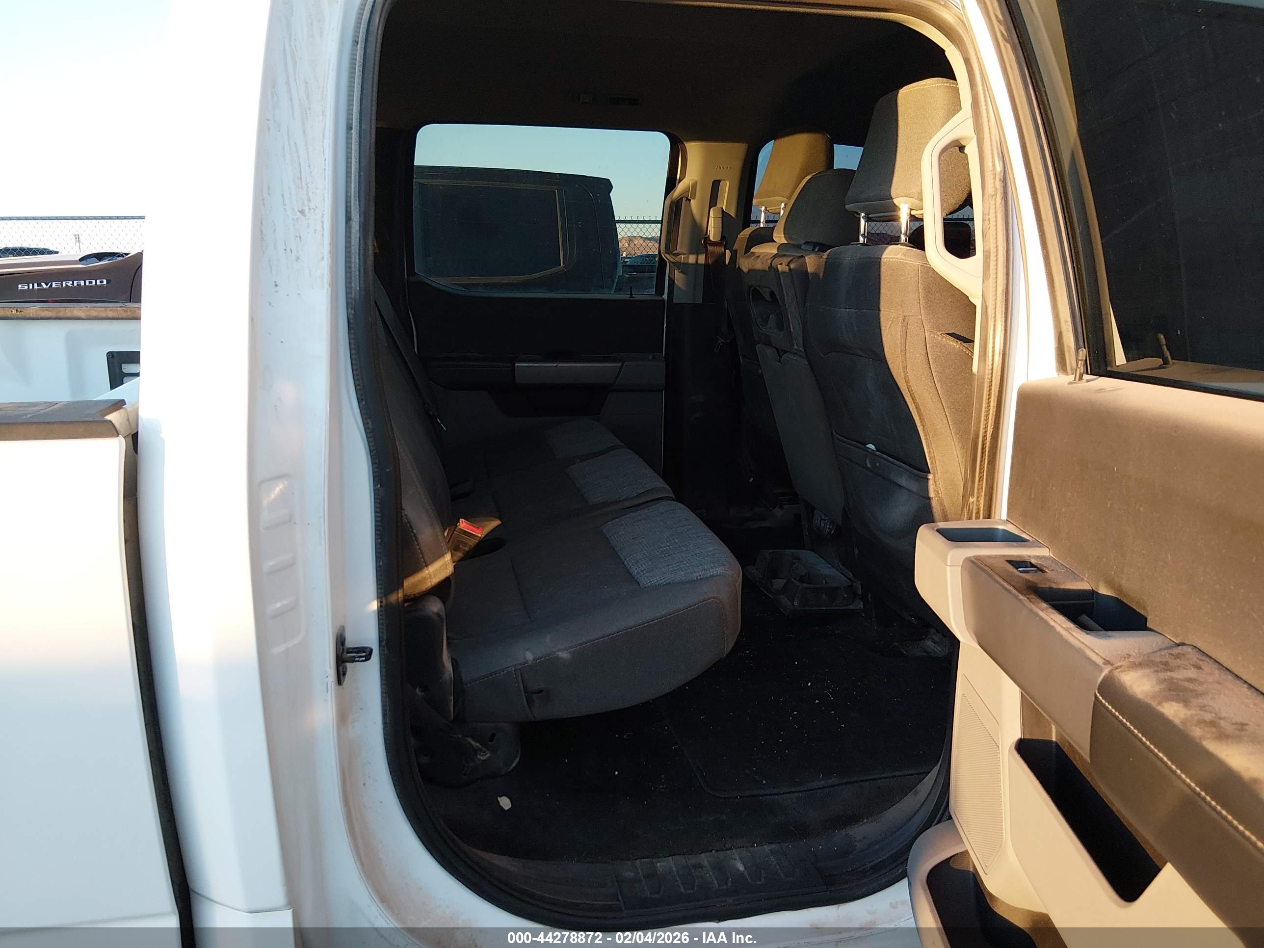 FORD F-250 image 8