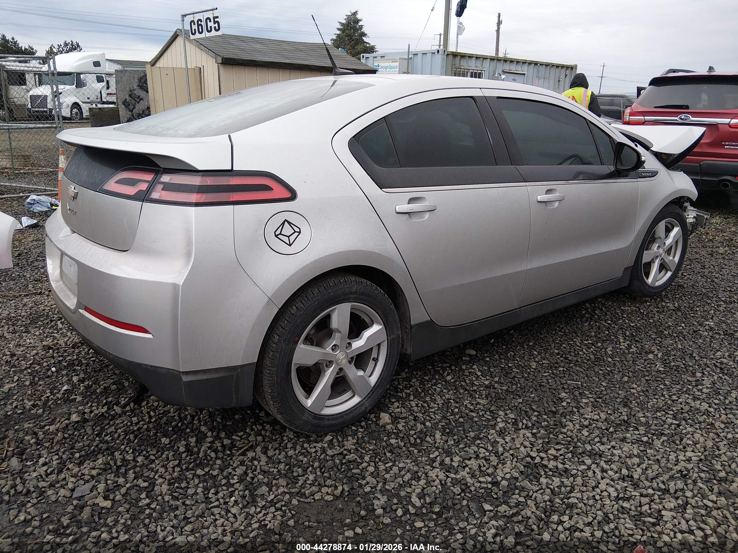 CHEVROLET VOLT image 4