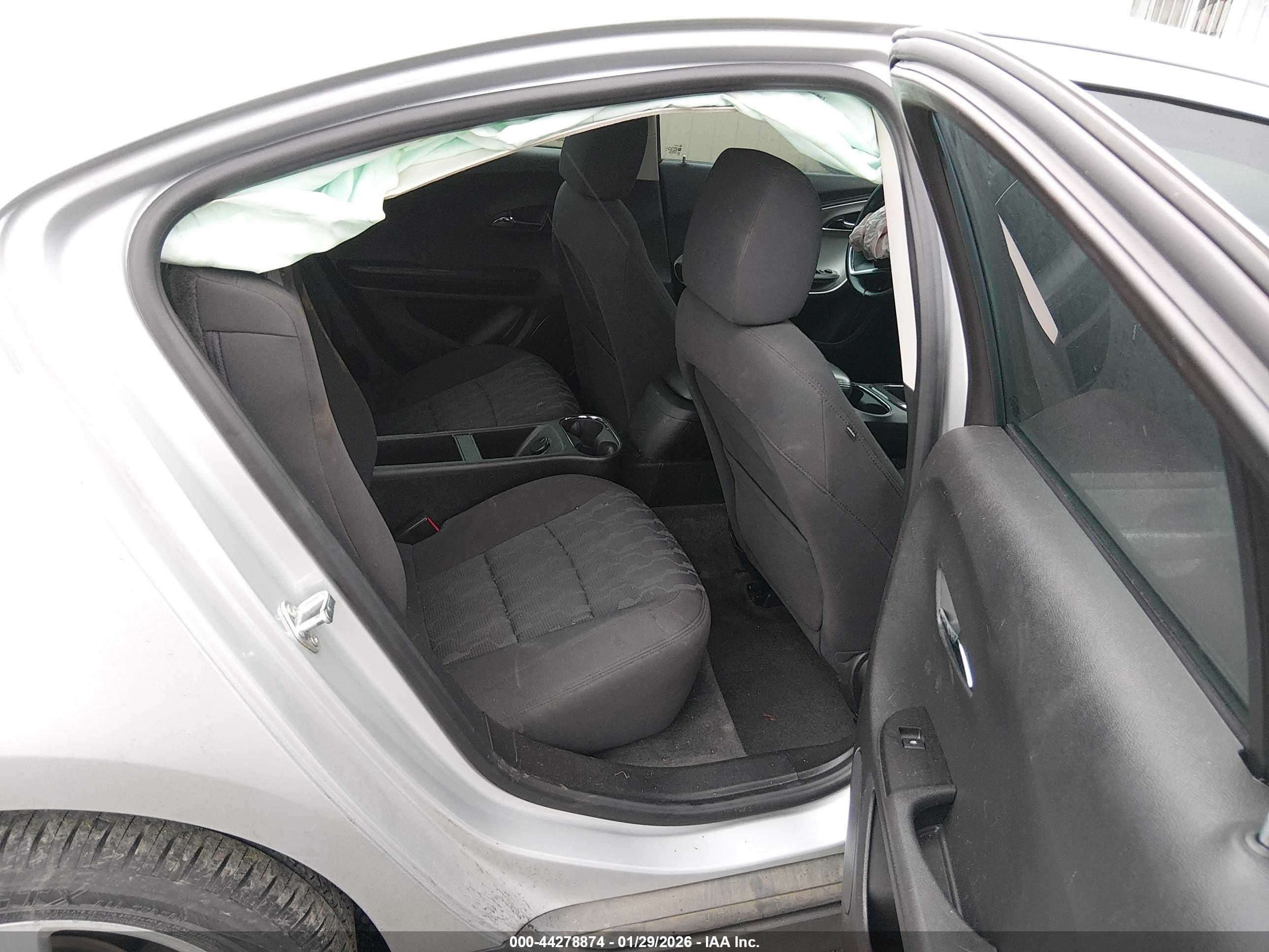 CHEVROLET VOLT image 8