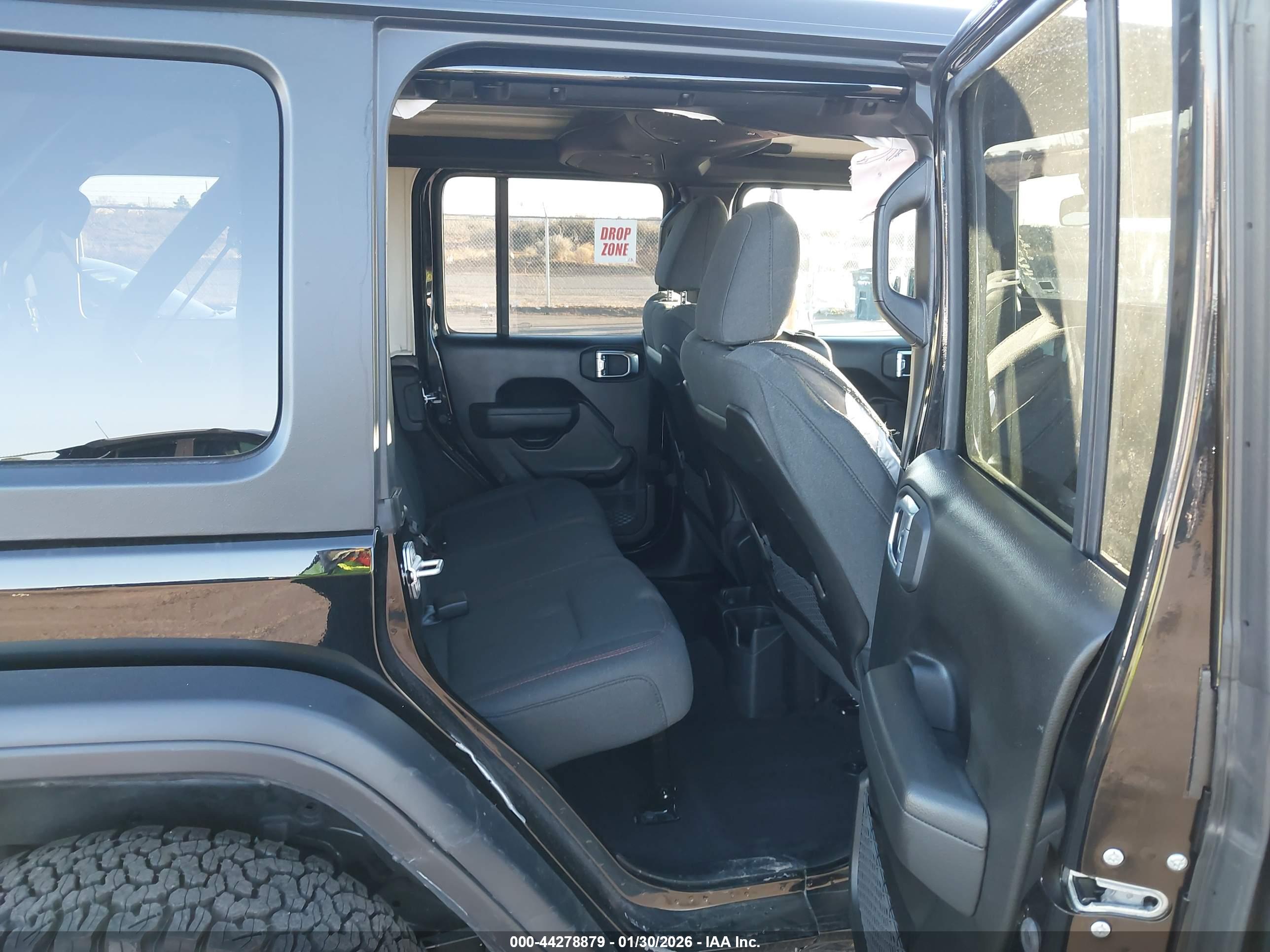 JEEP WRANGLER image 8