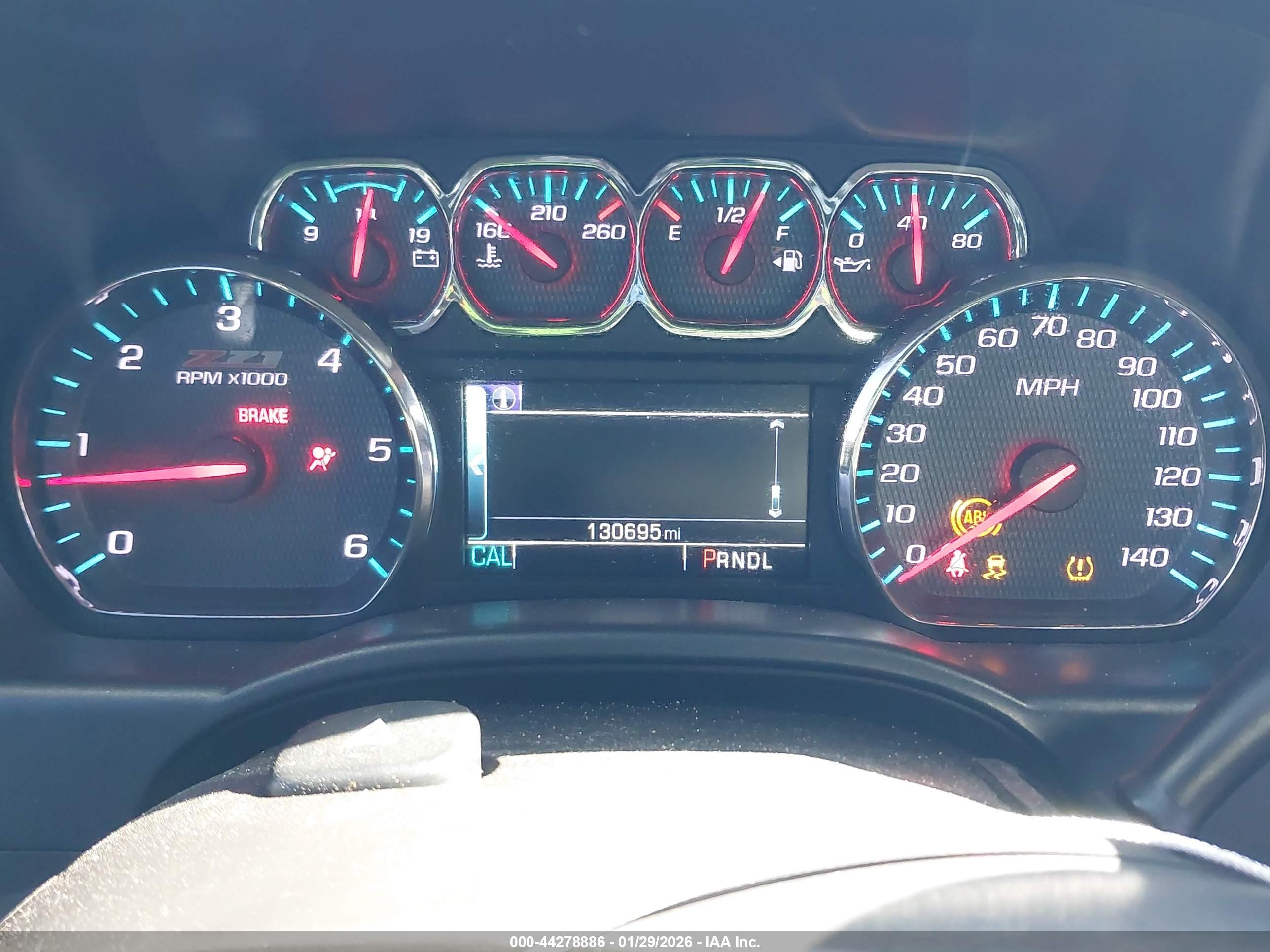 CHEVROLET SILVERADO image 7