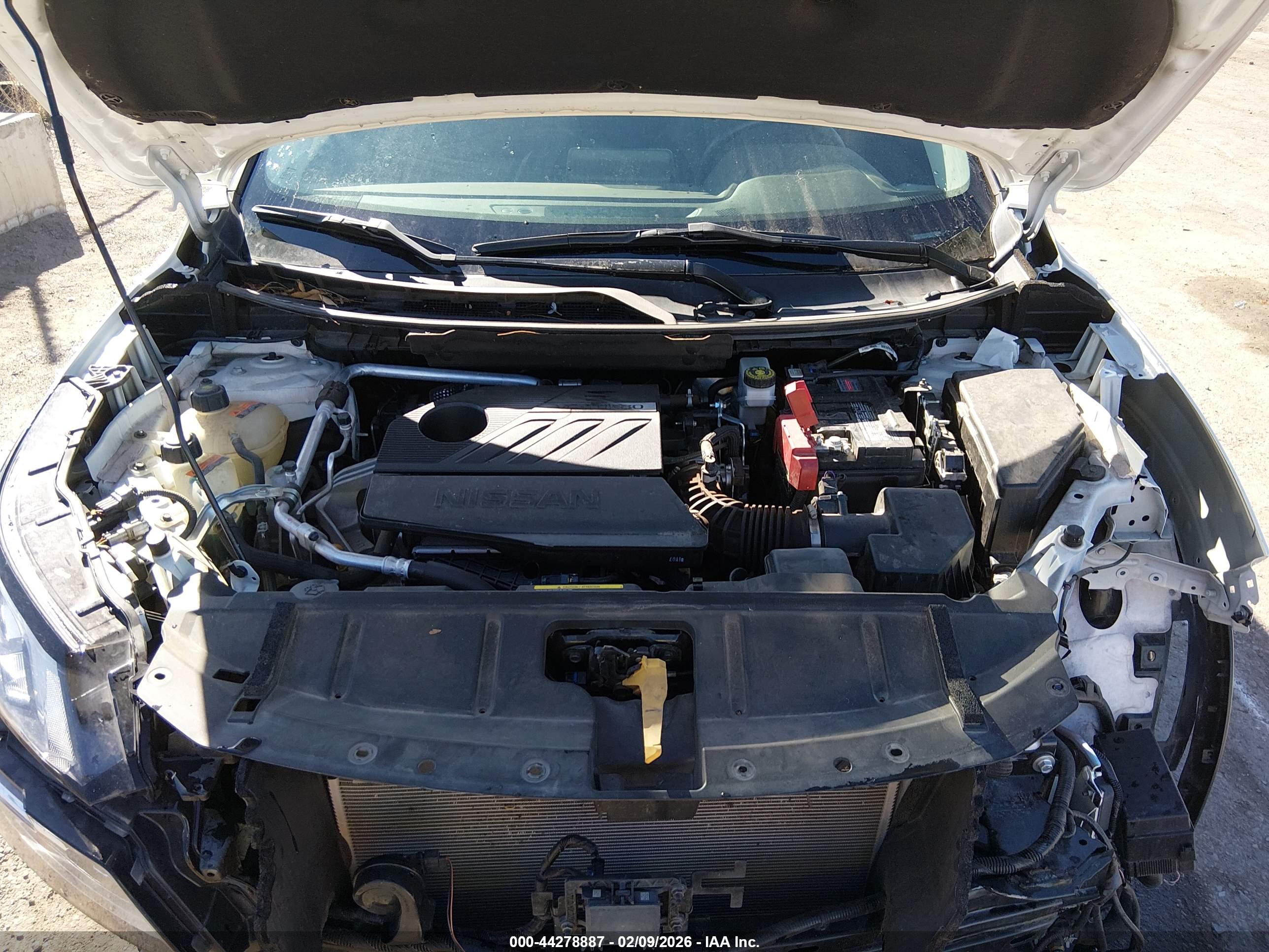 NISSAN ROGUE image 10