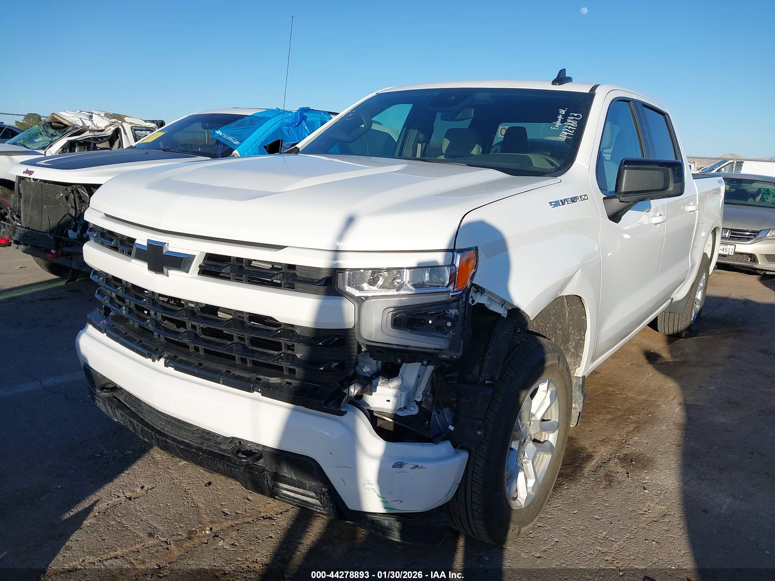 CHEVROLET SILVERADO image 2