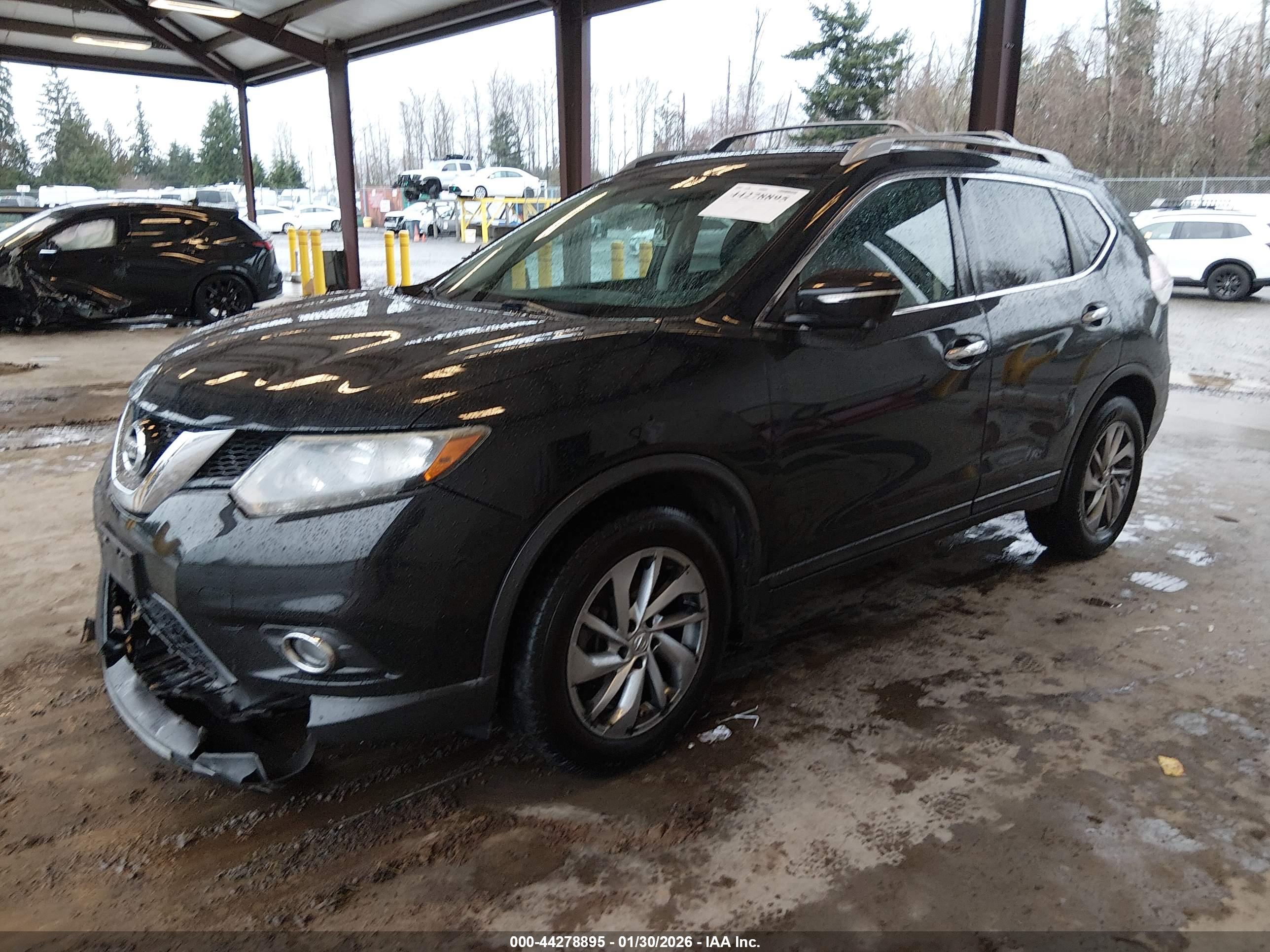 NISSAN ROGUE image 2