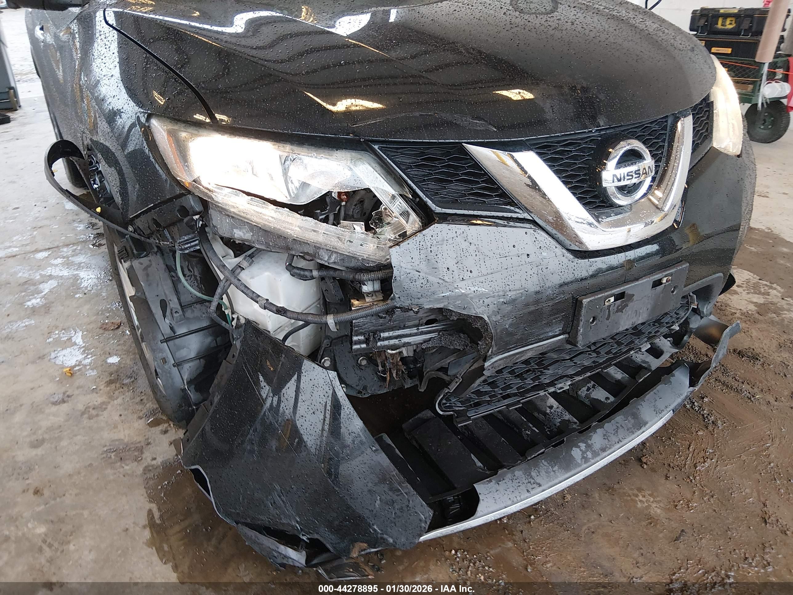 NISSAN ROGUE image 6