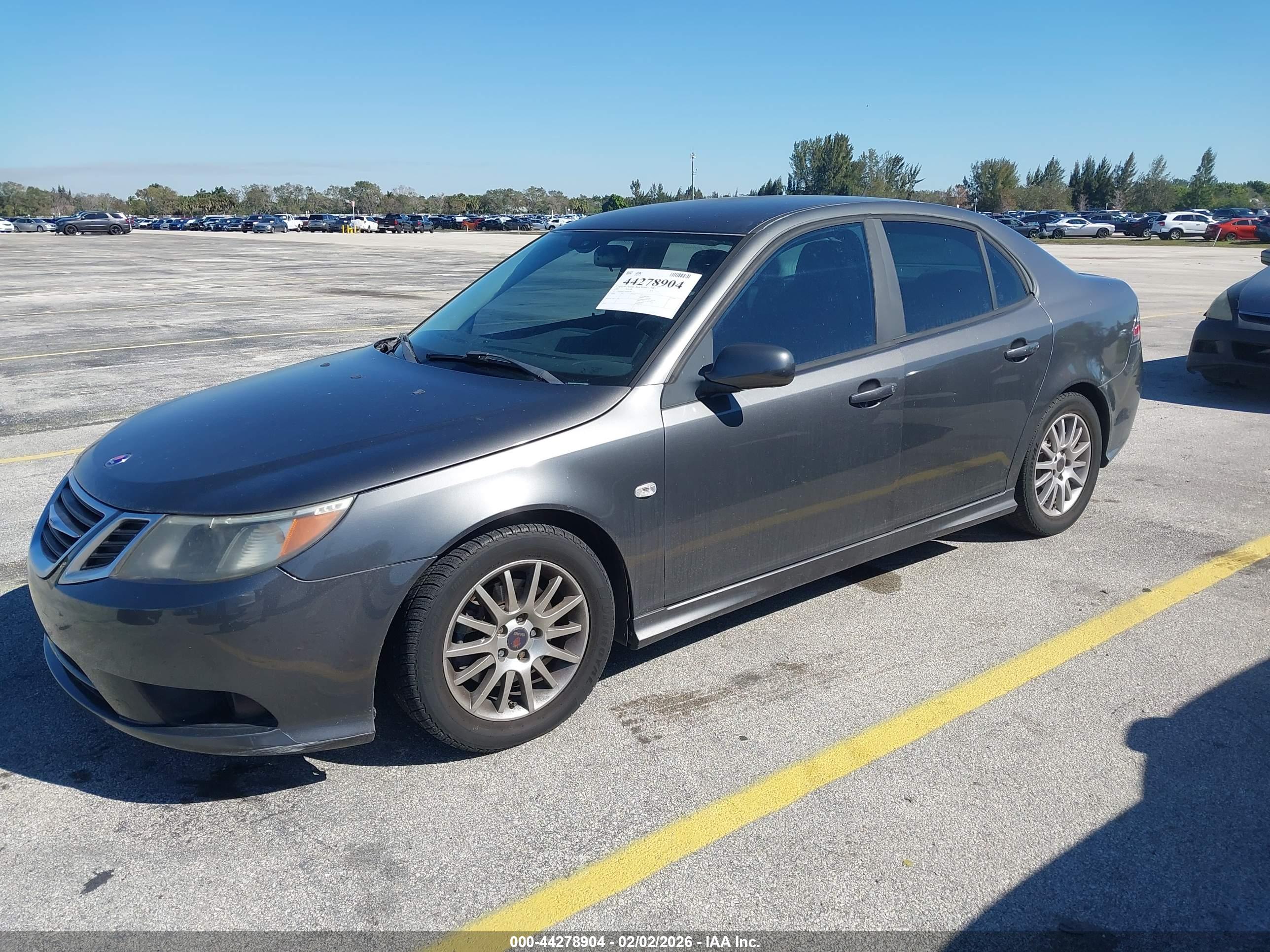 SAAB 9-3 image 2