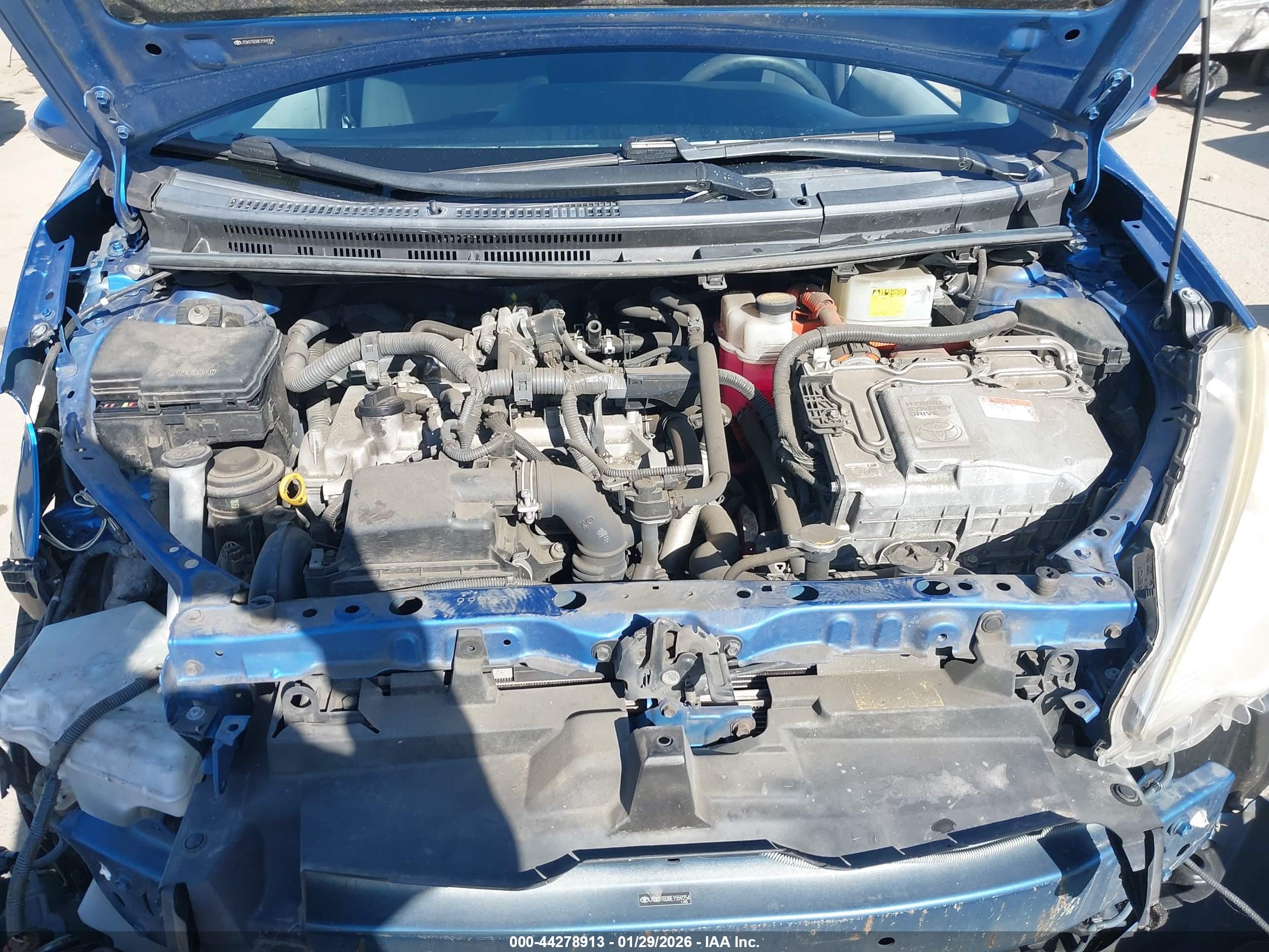 TOYOTA PRIUS image 10