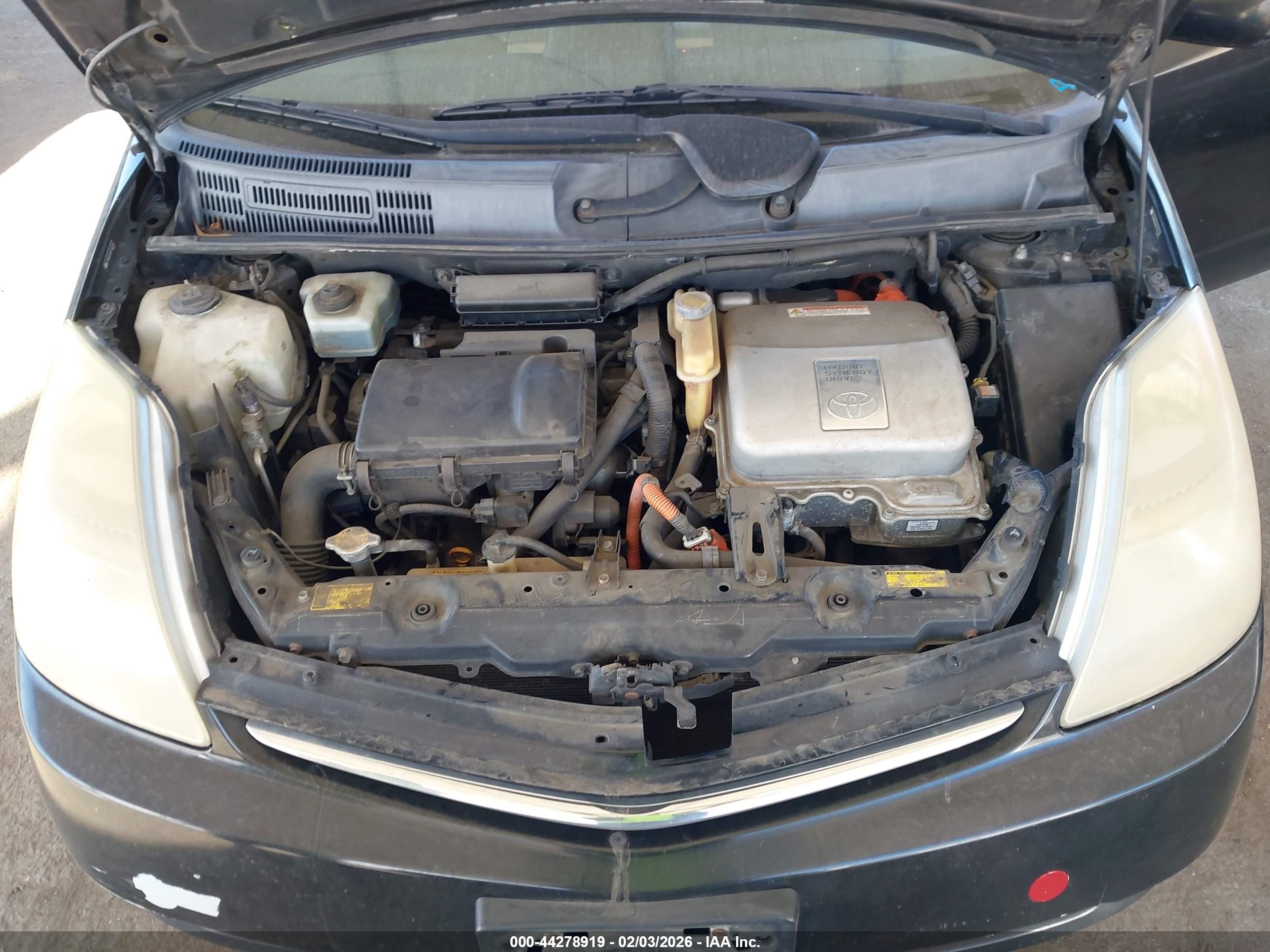 TOYOTA PRIUS image 10