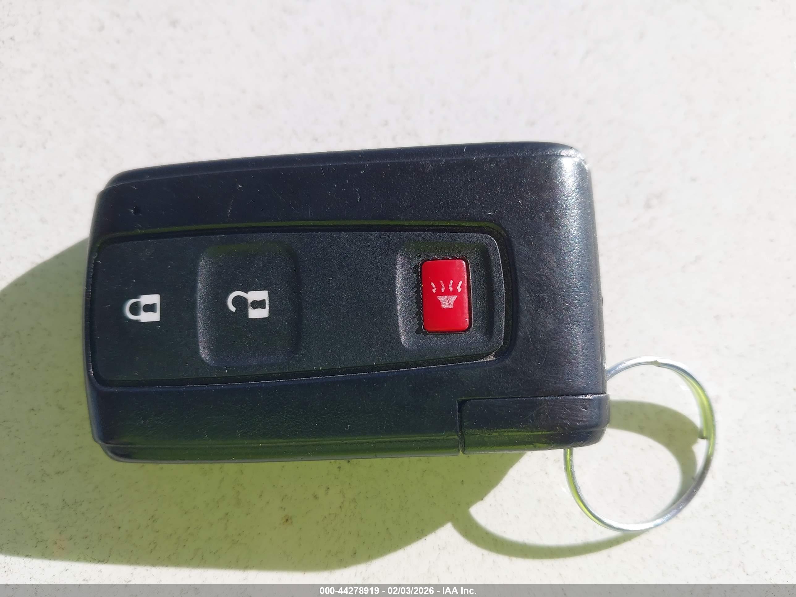 TOYOTA PRIUS image 11
