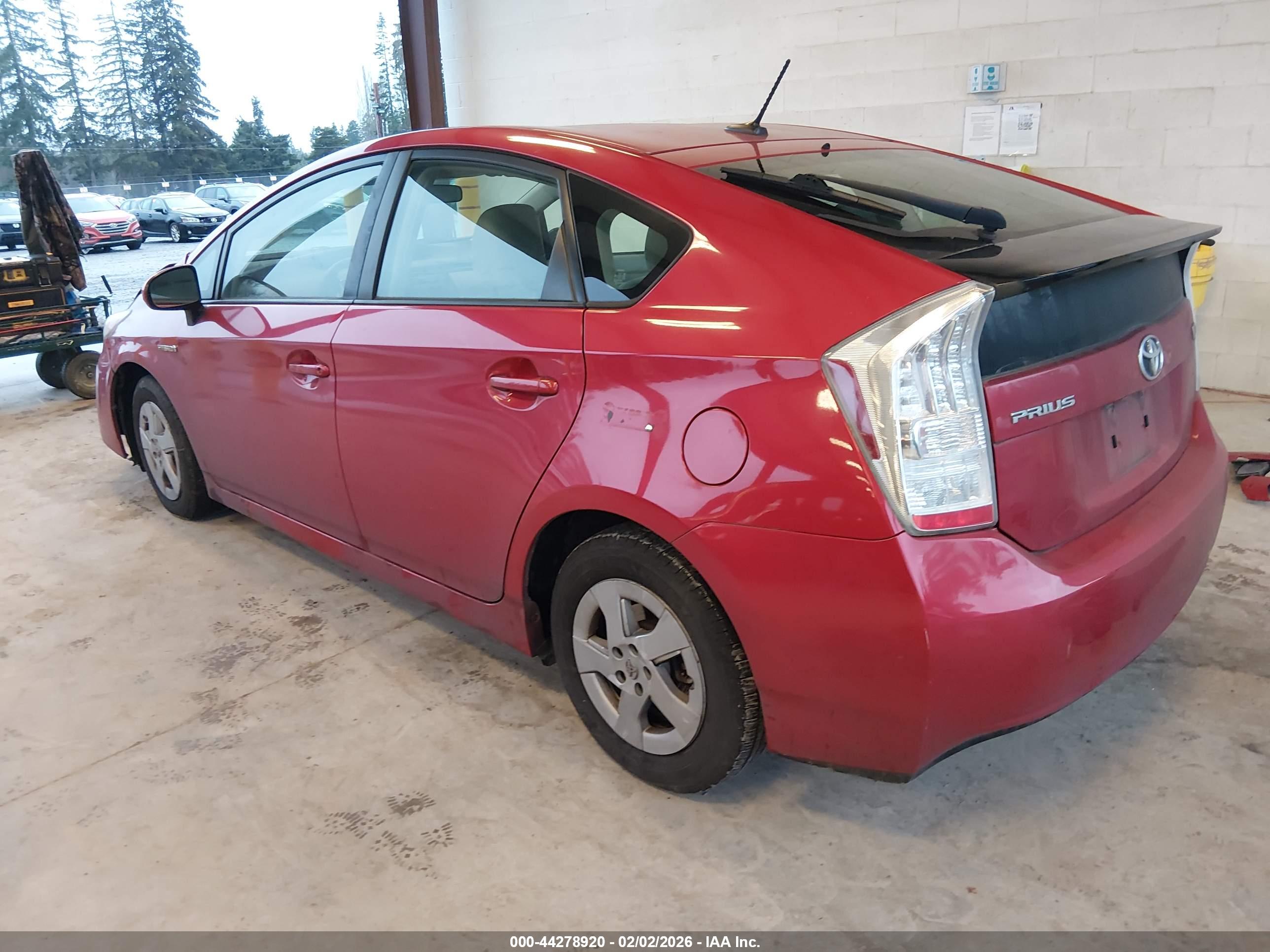 TOYOTA PRIUS image 3