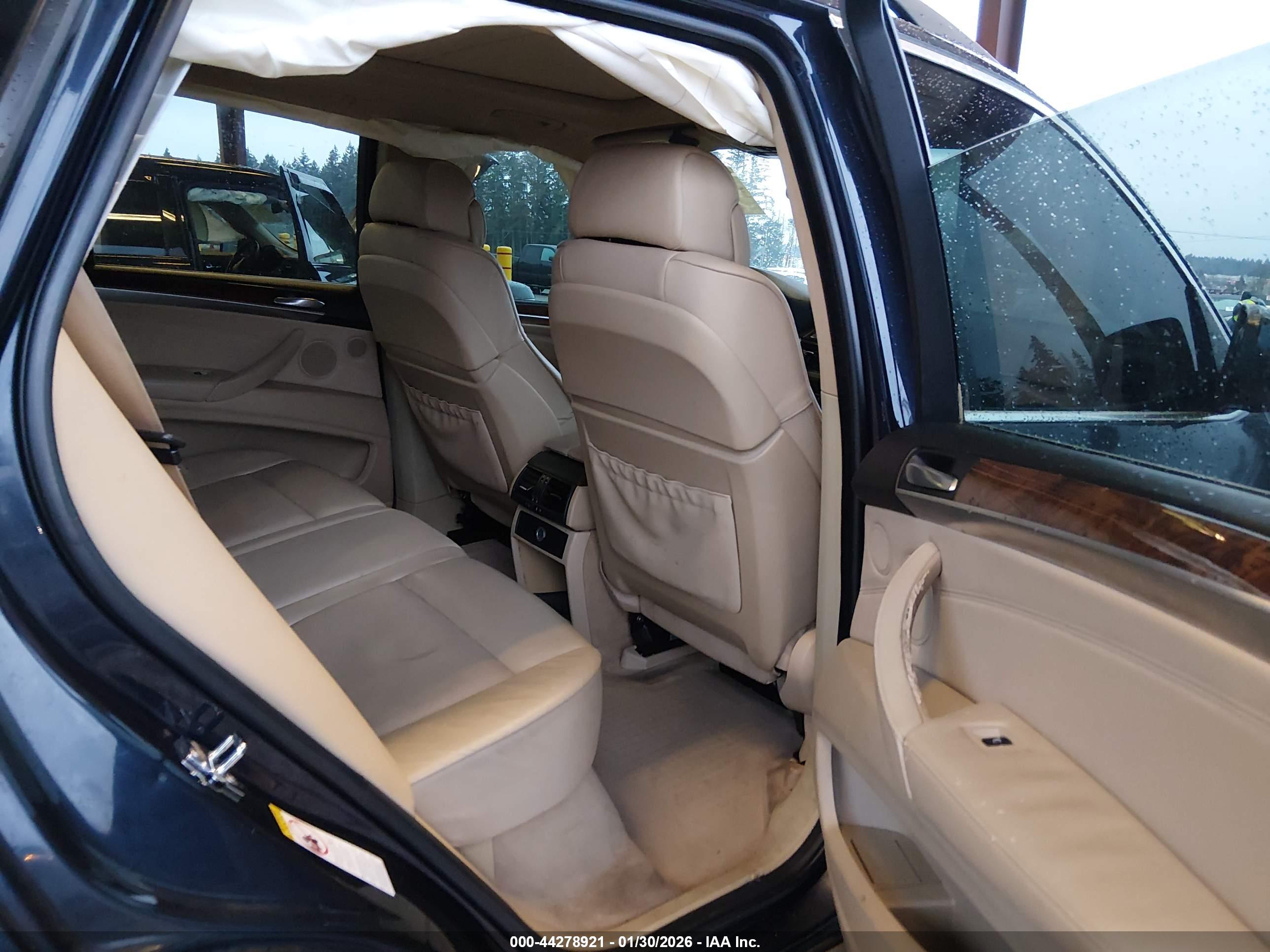 BMW X5 image 8