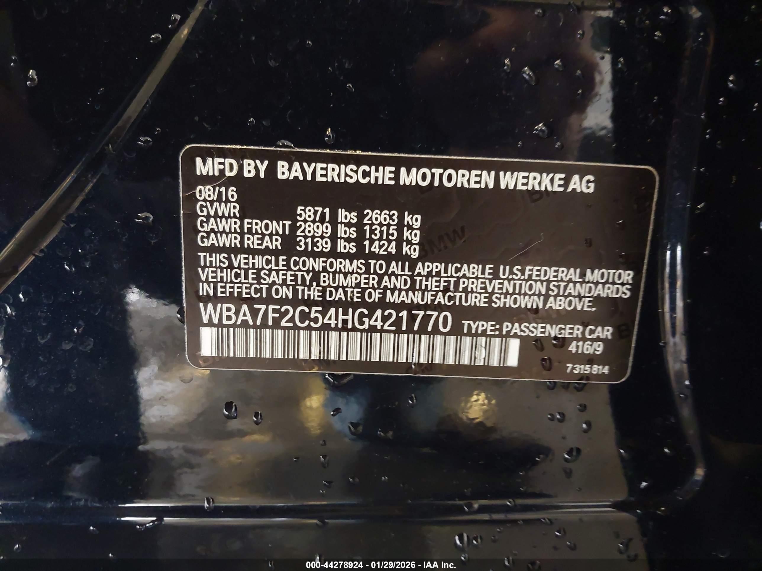 BMW 750I image 9