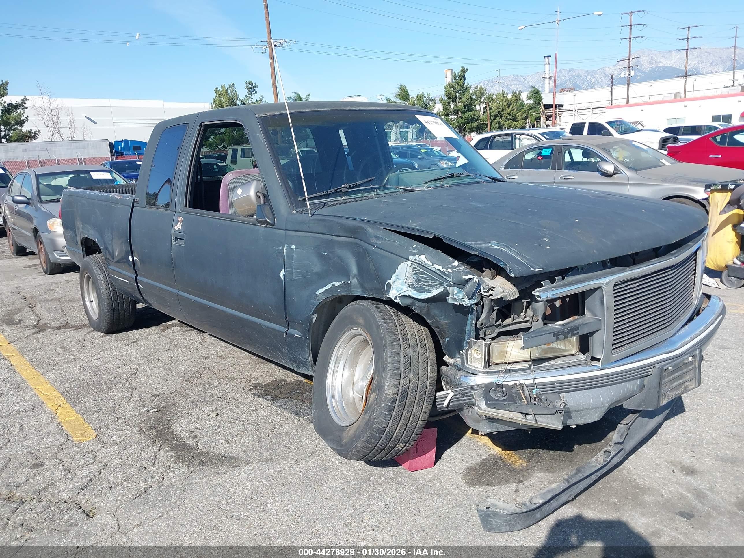 GMC SIERRA image 6