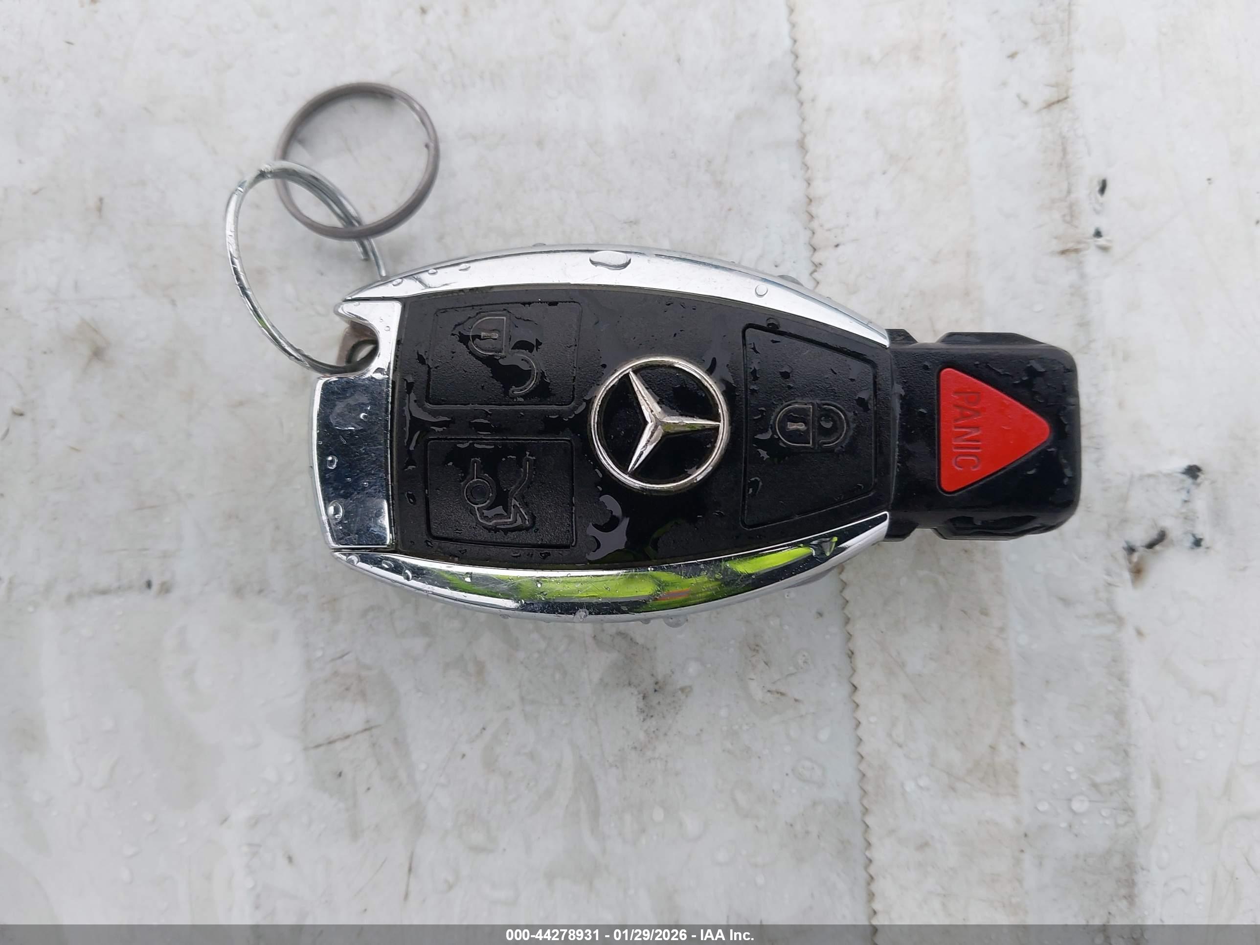 MERCEDES-BENZ CLA image 11