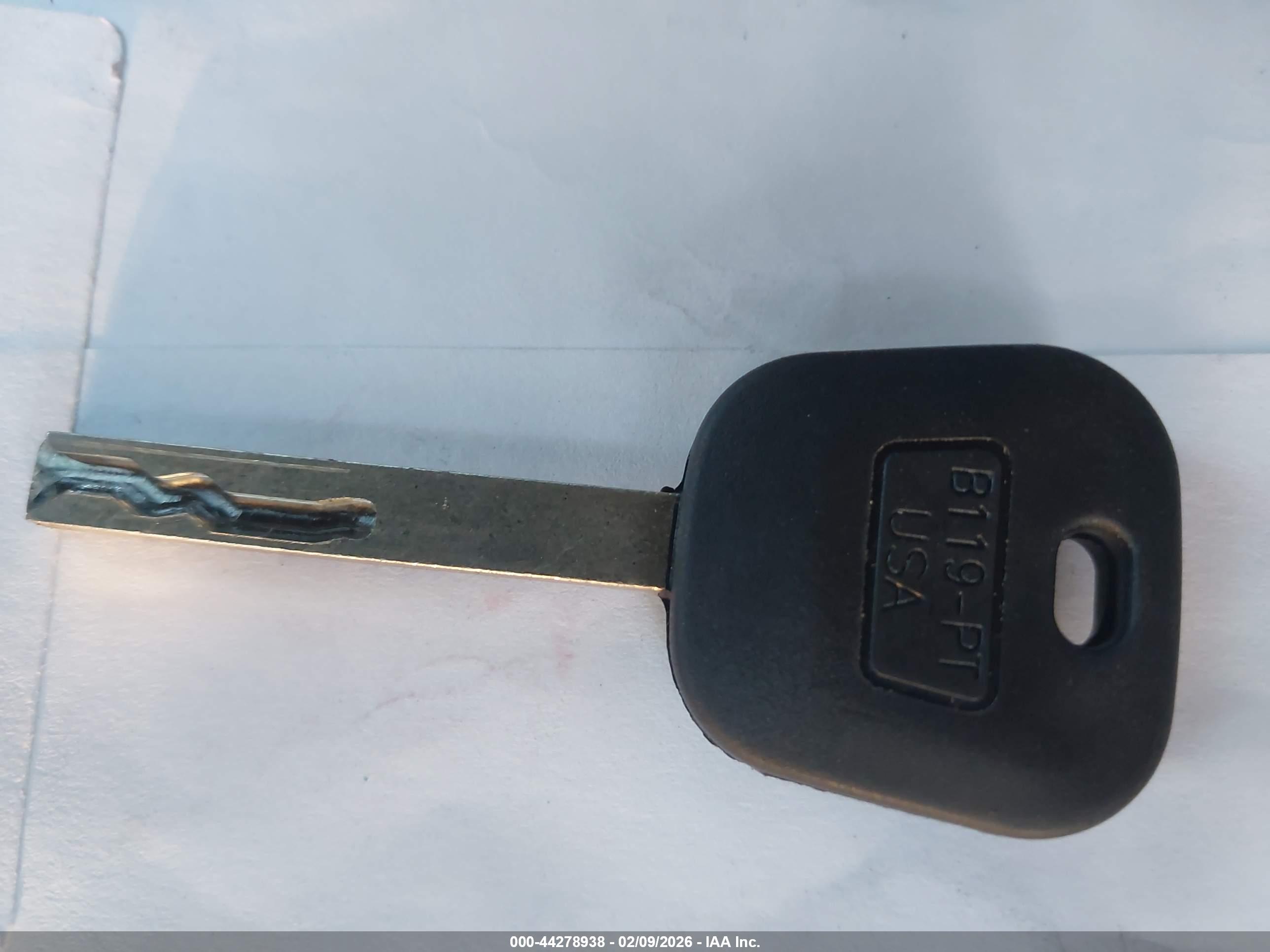 GMC TERRAIN image 11