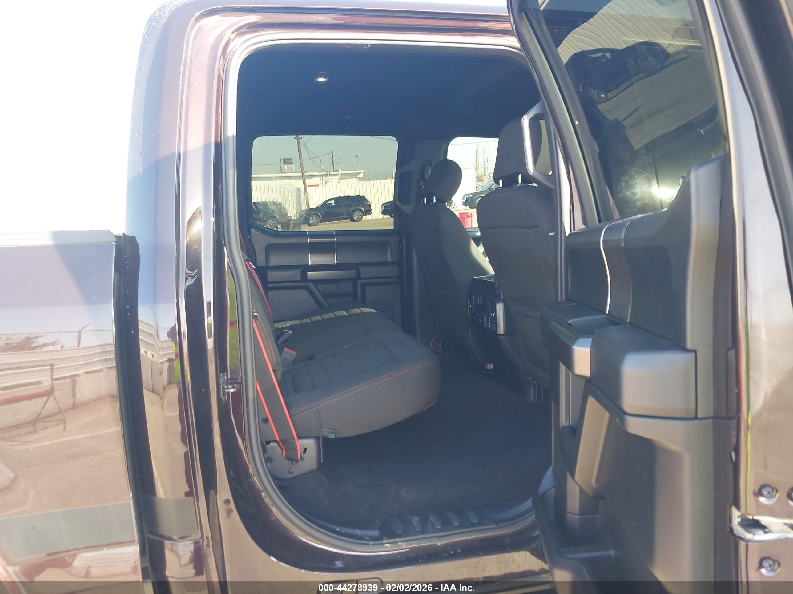 FORD F-150 image 8