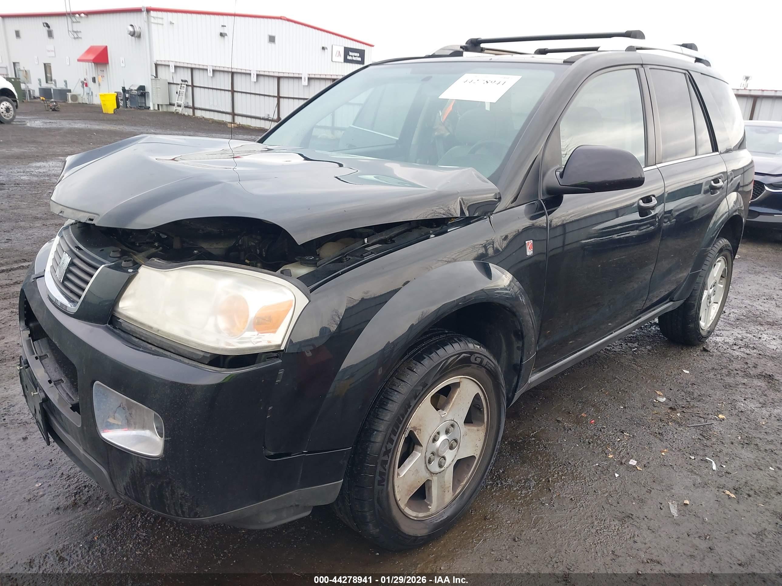 SATURN VUE image 2