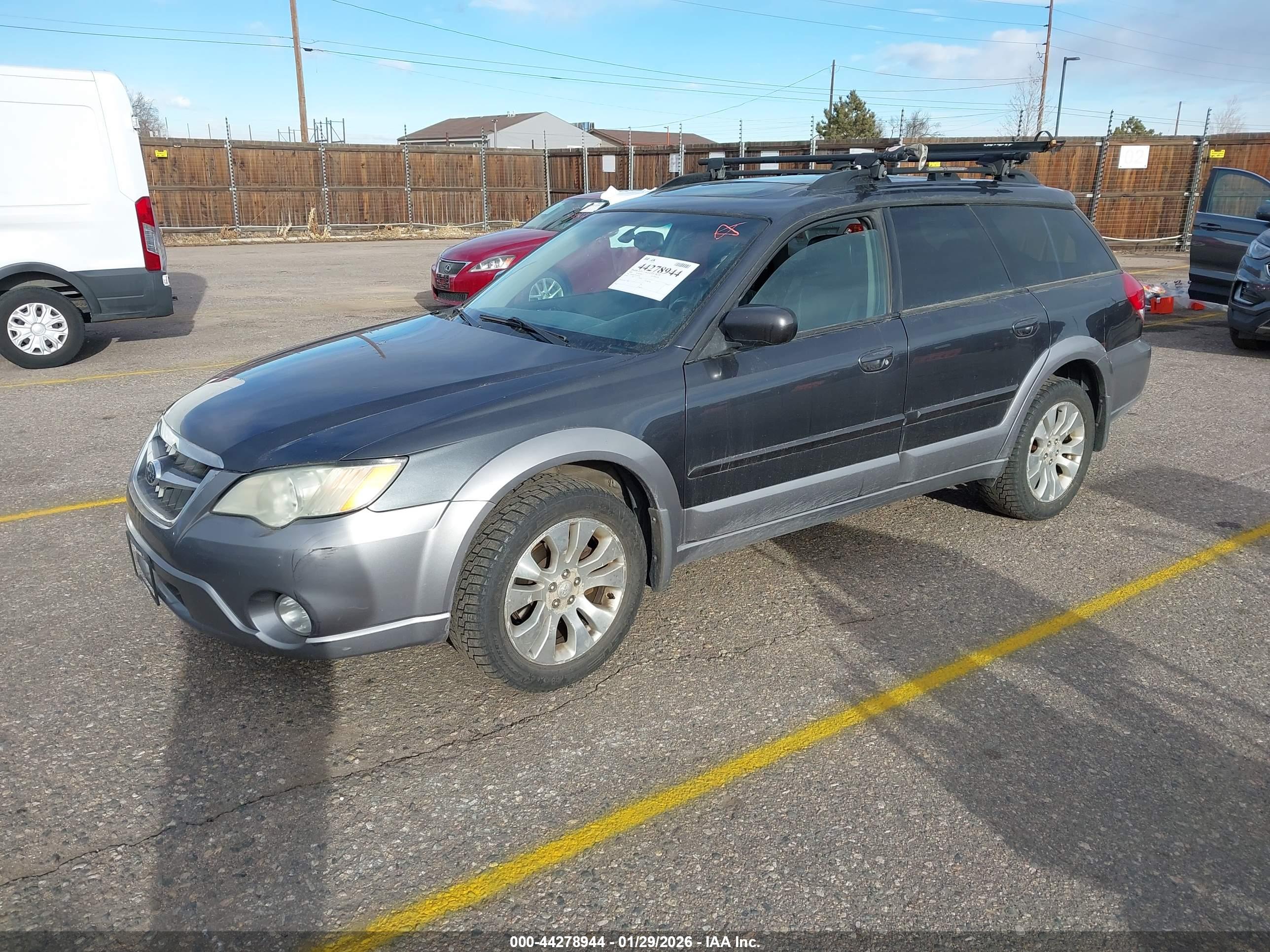 SUBARU OUTBACK image 2