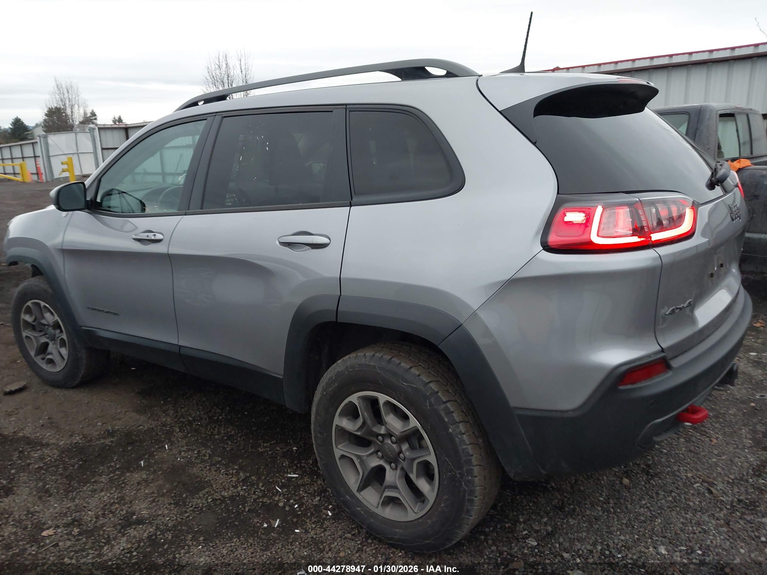 JEEP CHEROKEE image 3