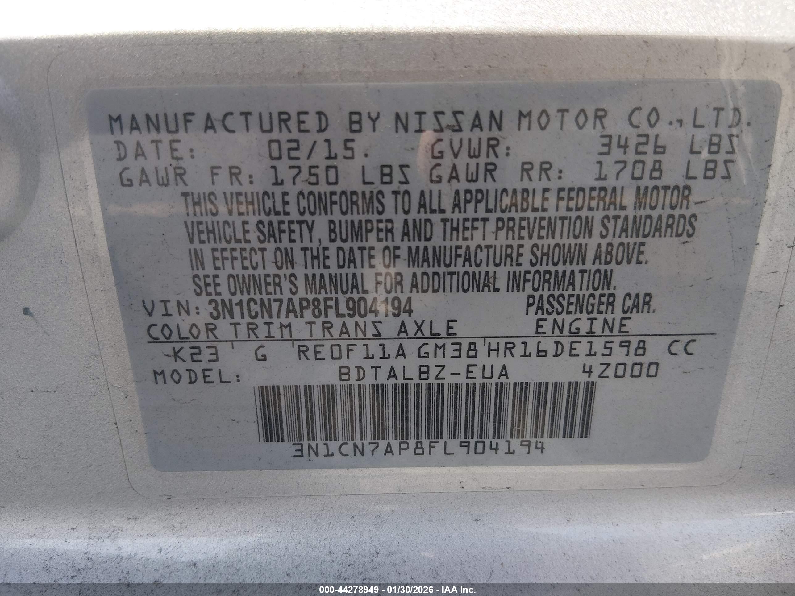 NISSAN VERSA image 9