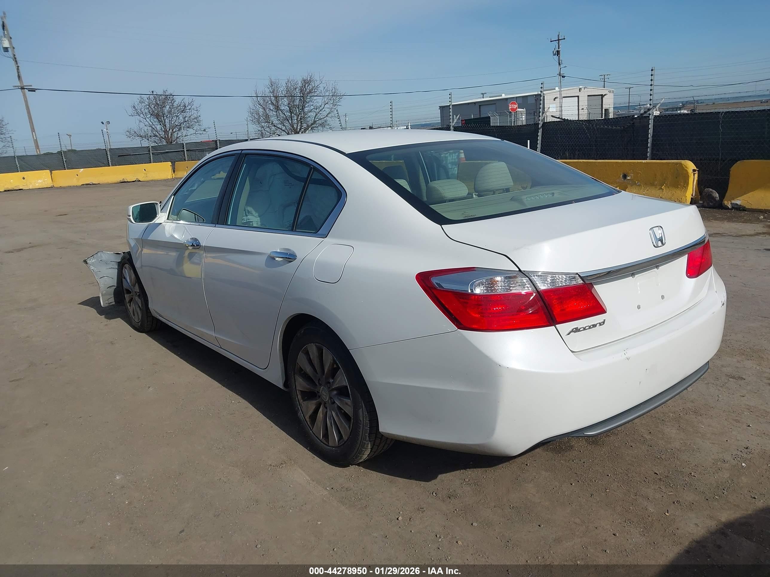 HONDA ACCORD image 3