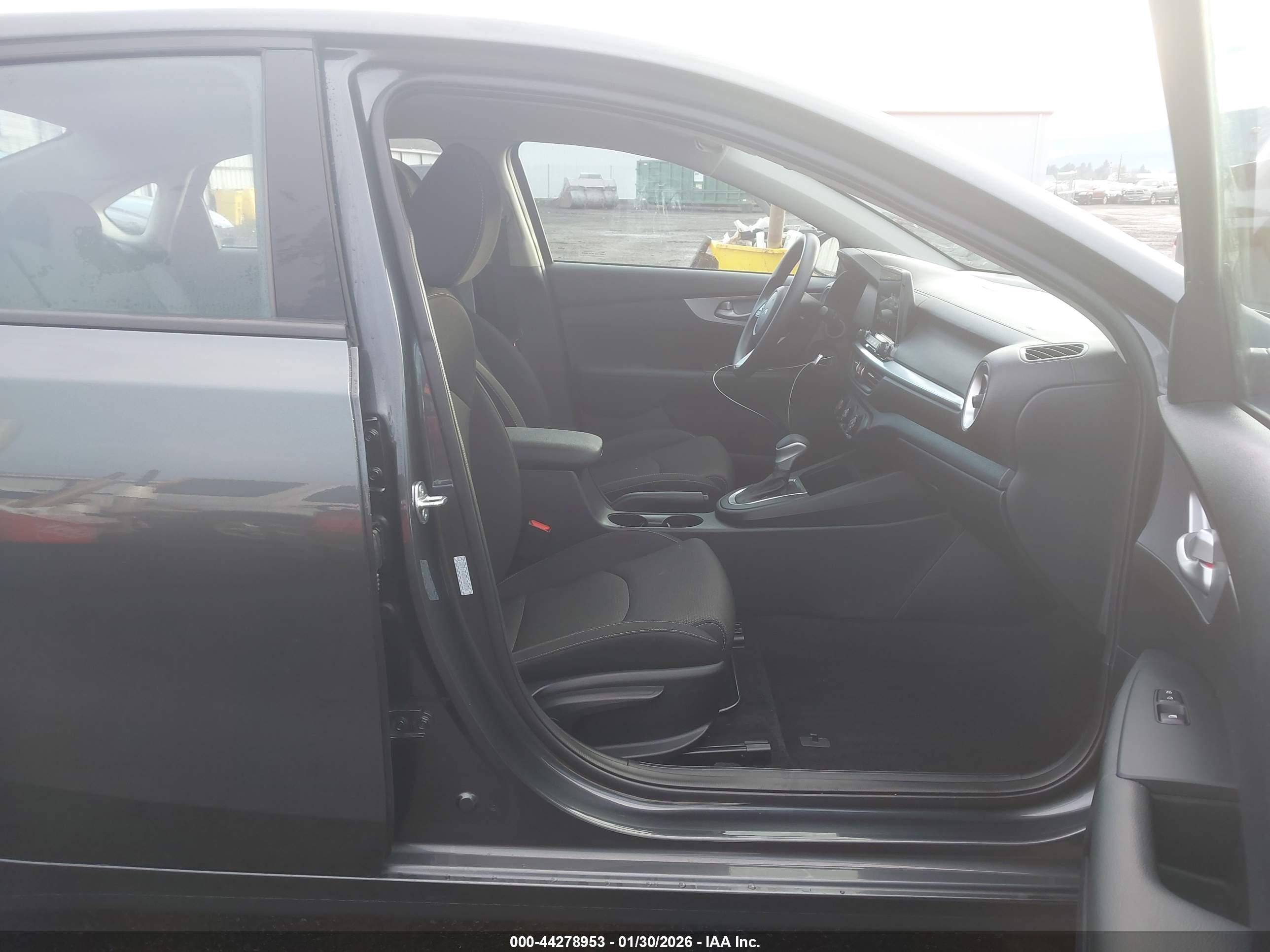 KIA FORTE image 5