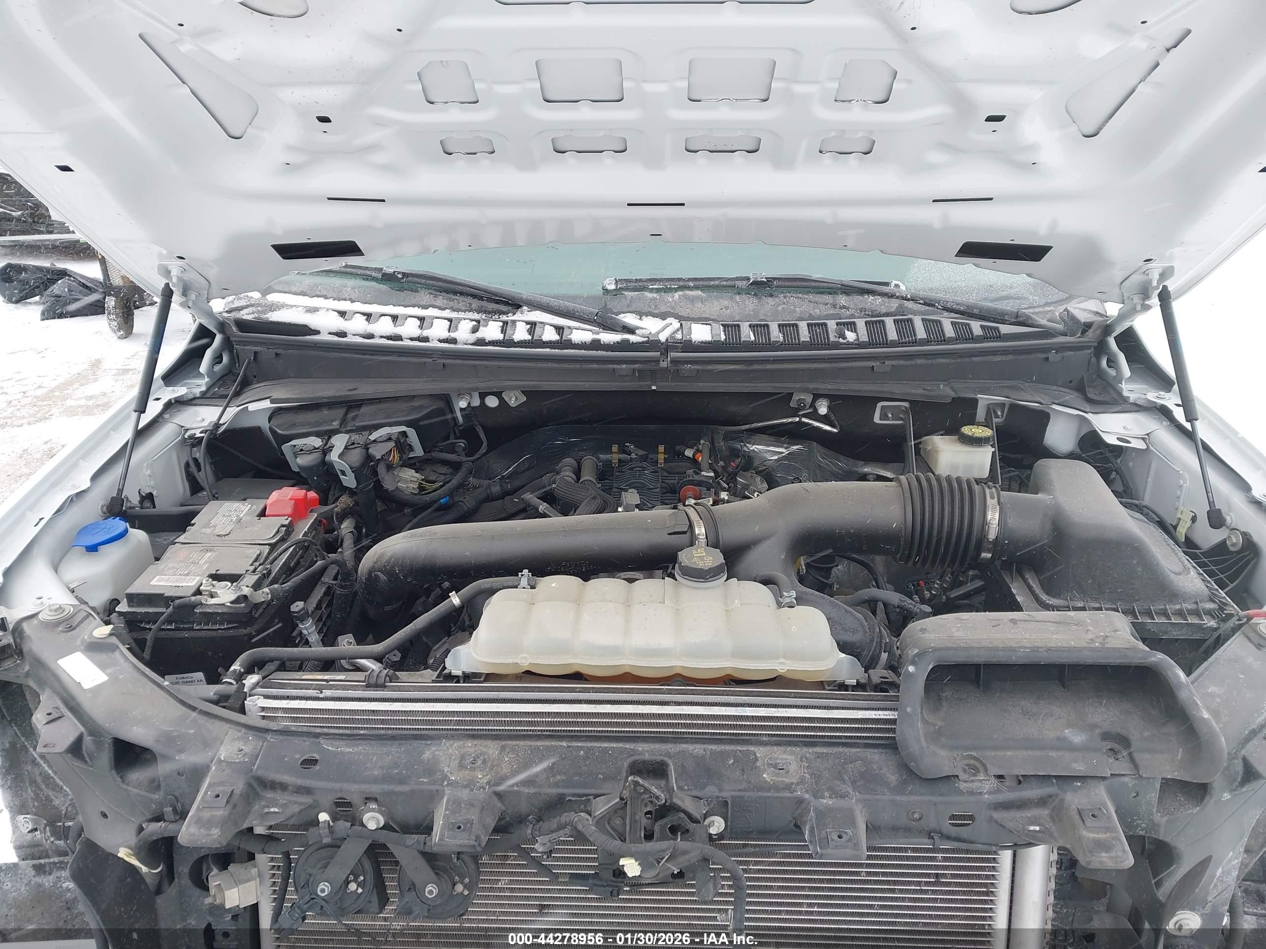 FORD EXPEDITION image 10