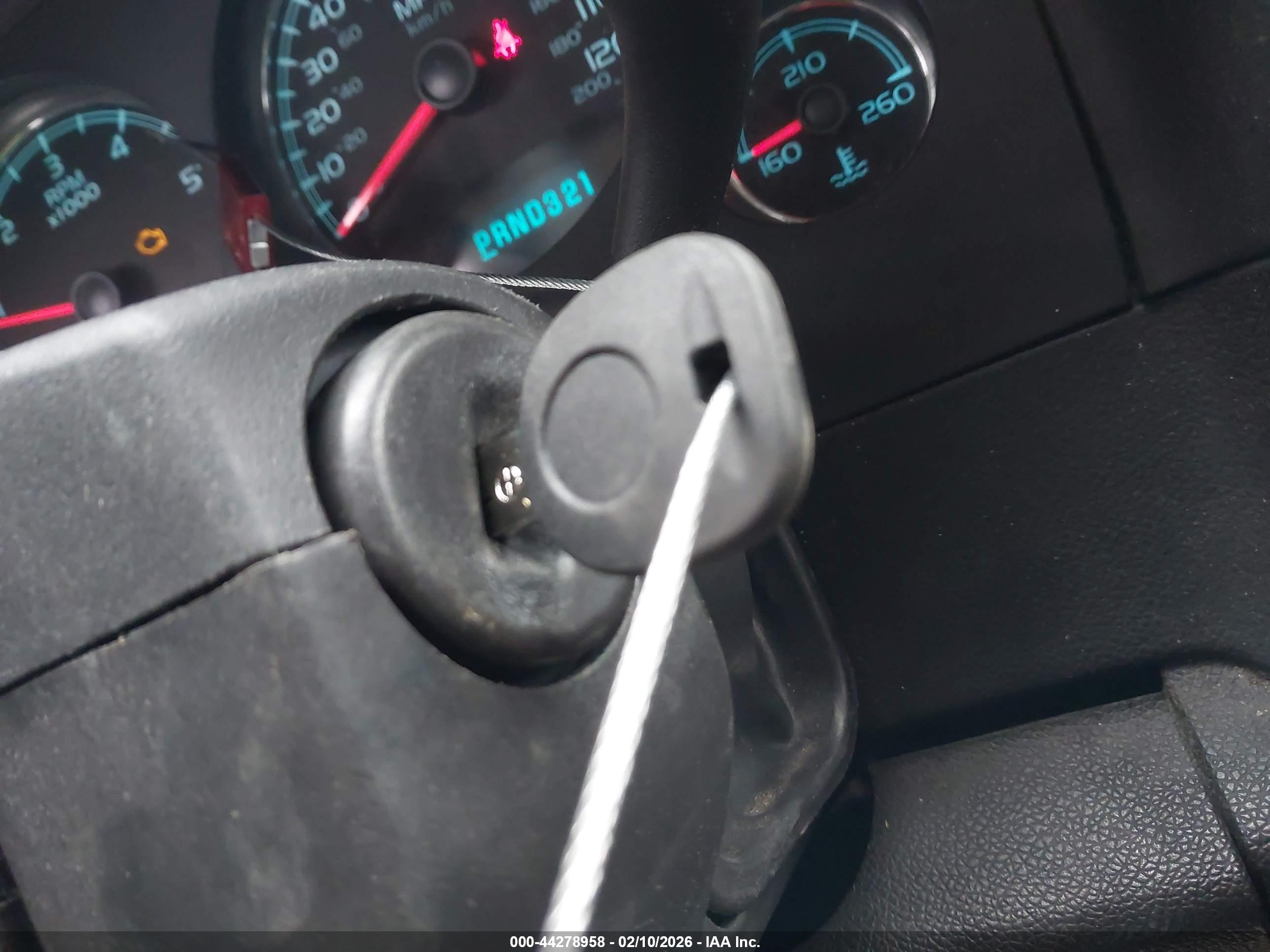 CHEVROLET TAHOE image 11
