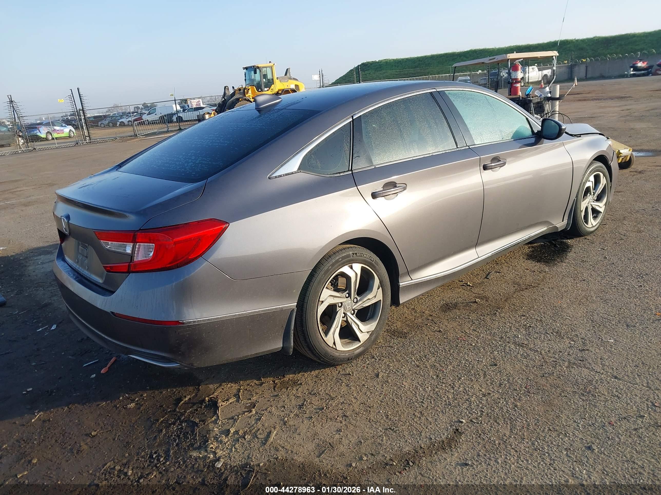 HONDA ACCORD image 4