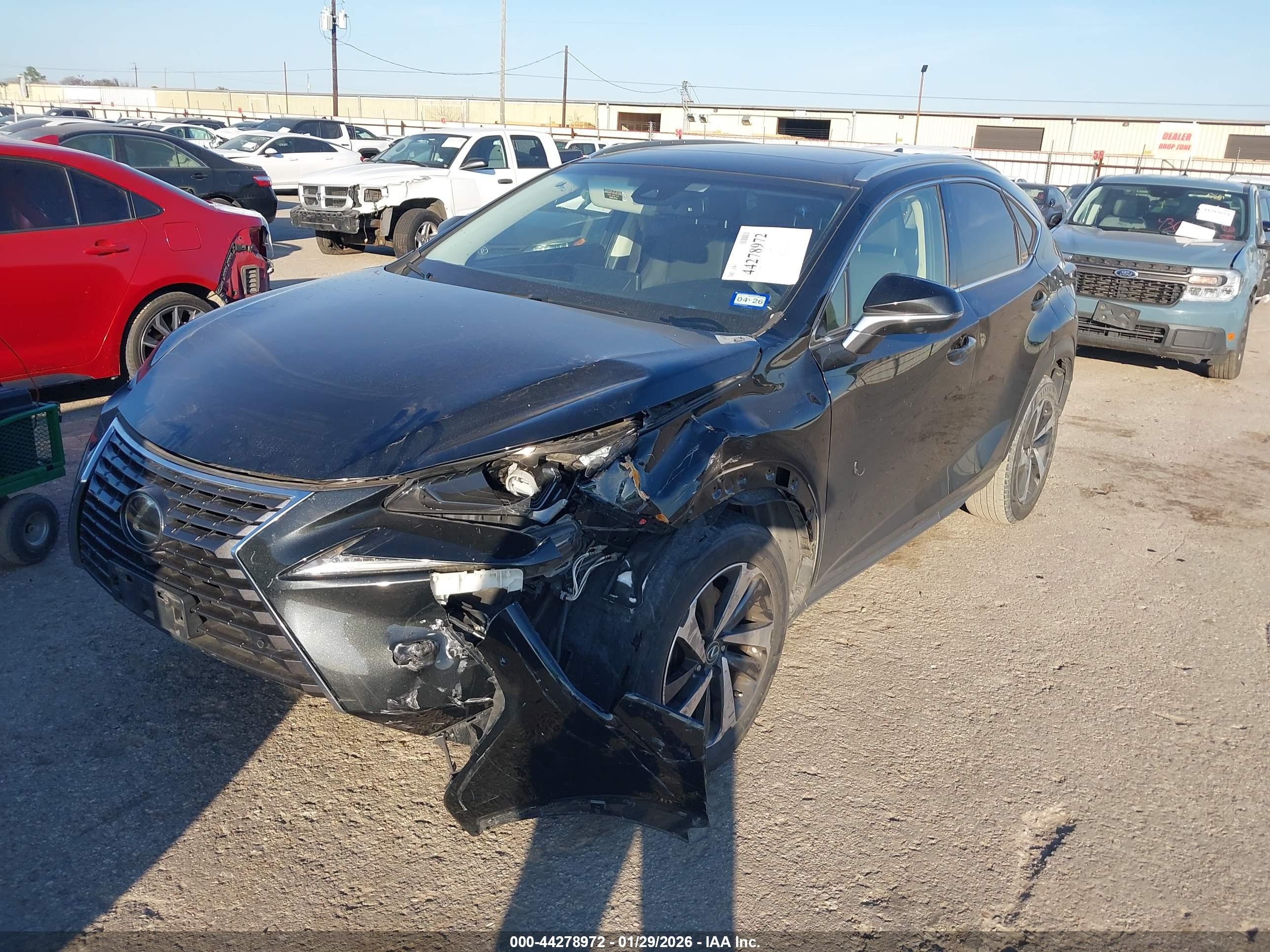 LEXUS NX image 2