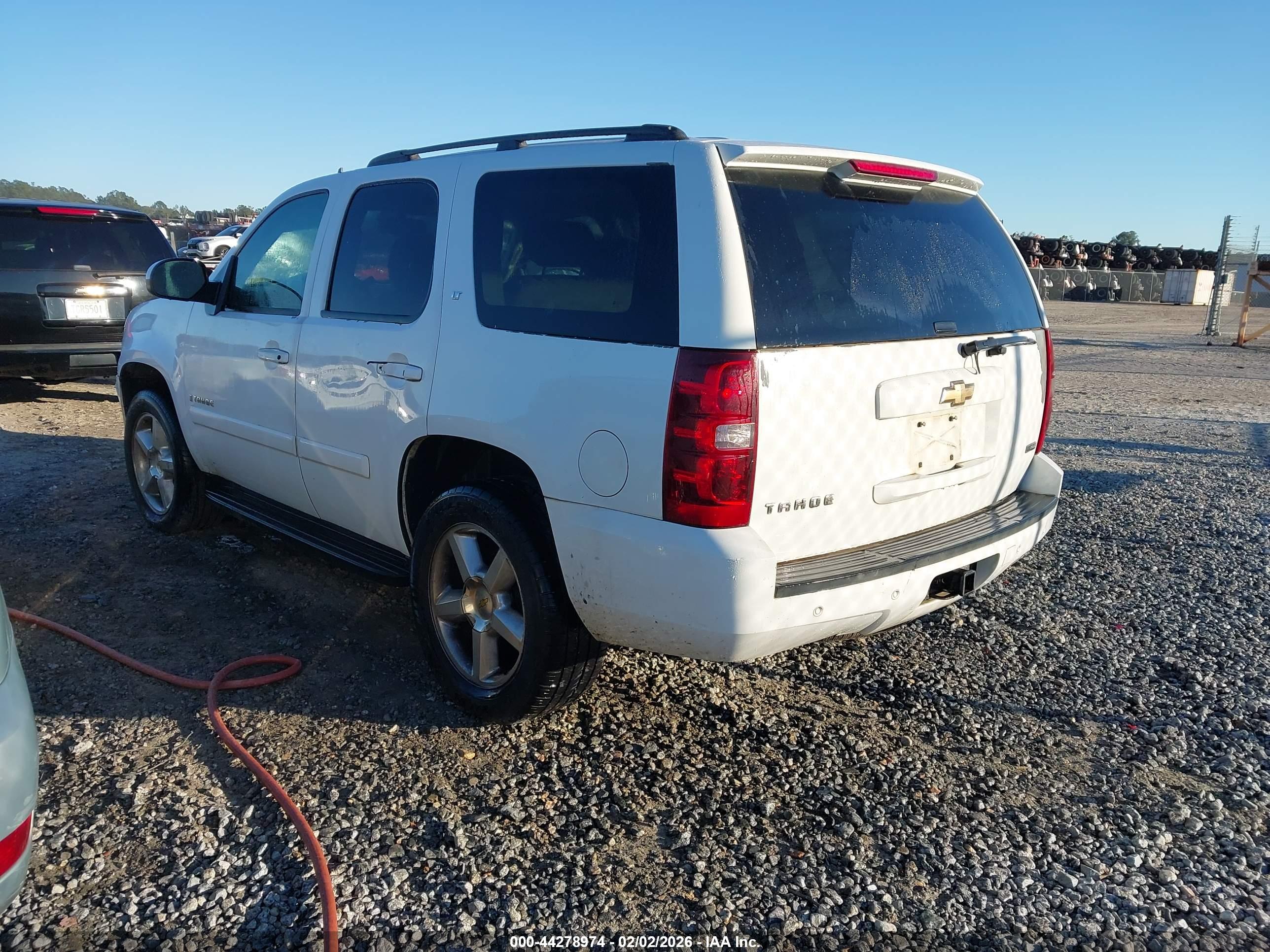 CHEVROLET TAHOE image 3