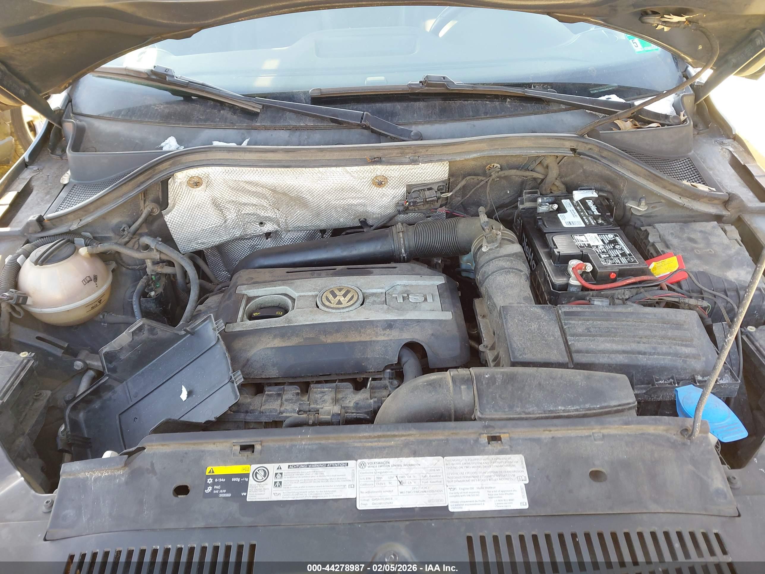 VOLKSWAGEN TIGUAN image 10