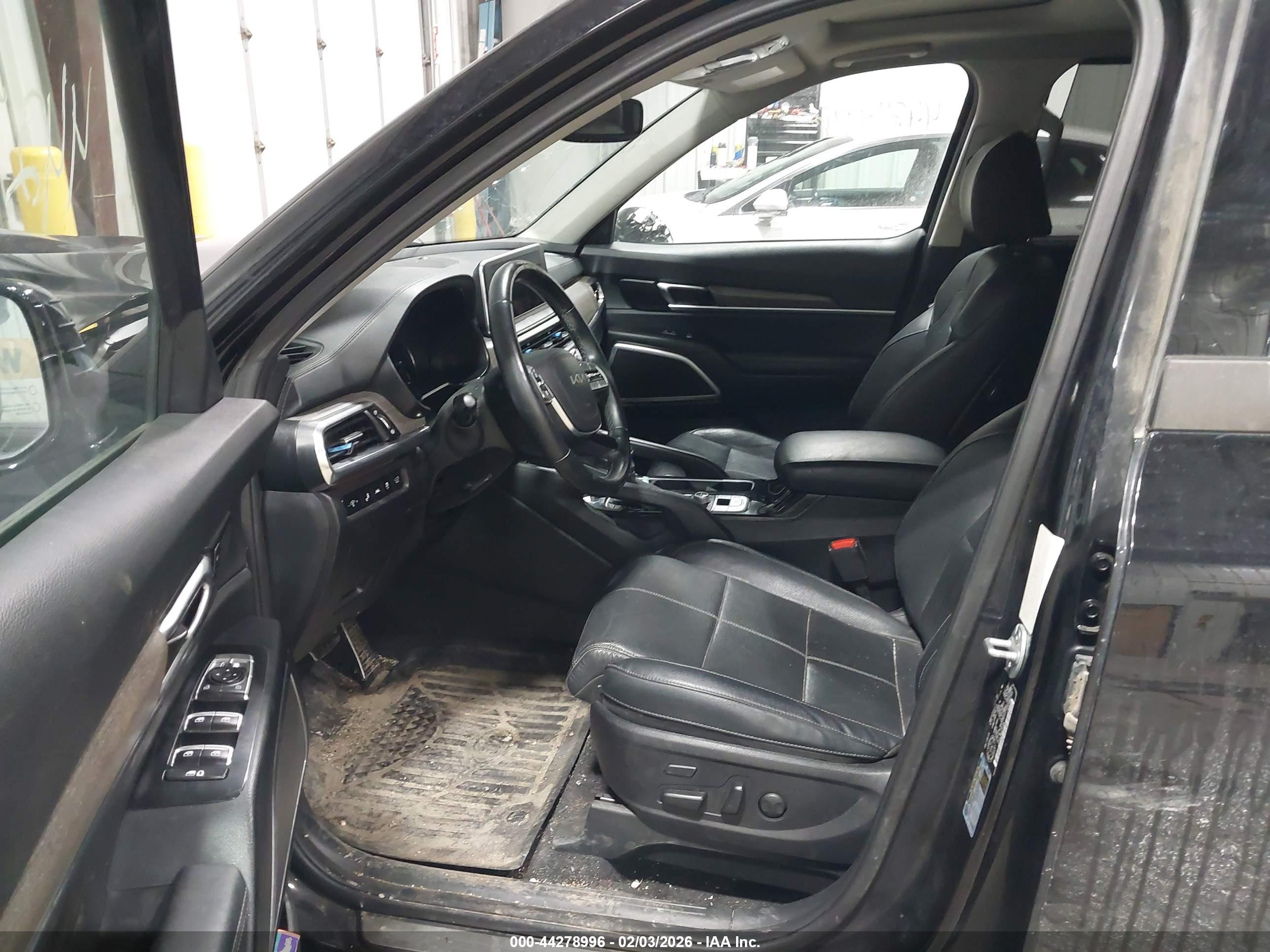 KIA TELLURIDE image 5