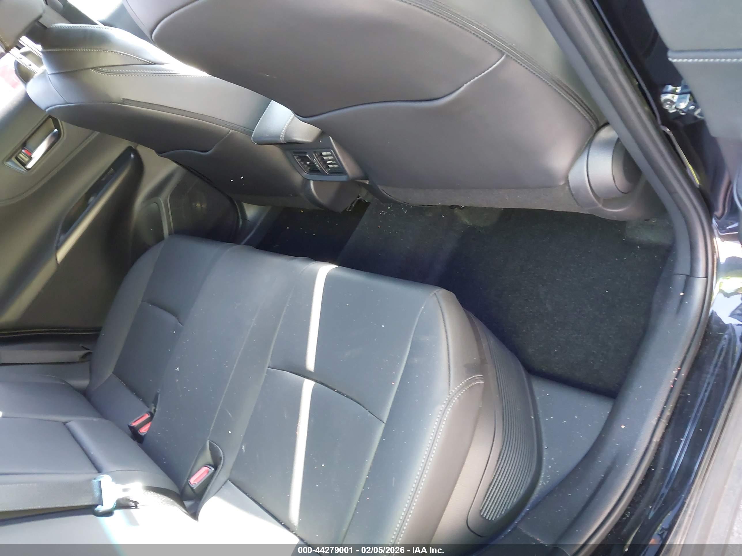 TOYOTA VENZA image 8