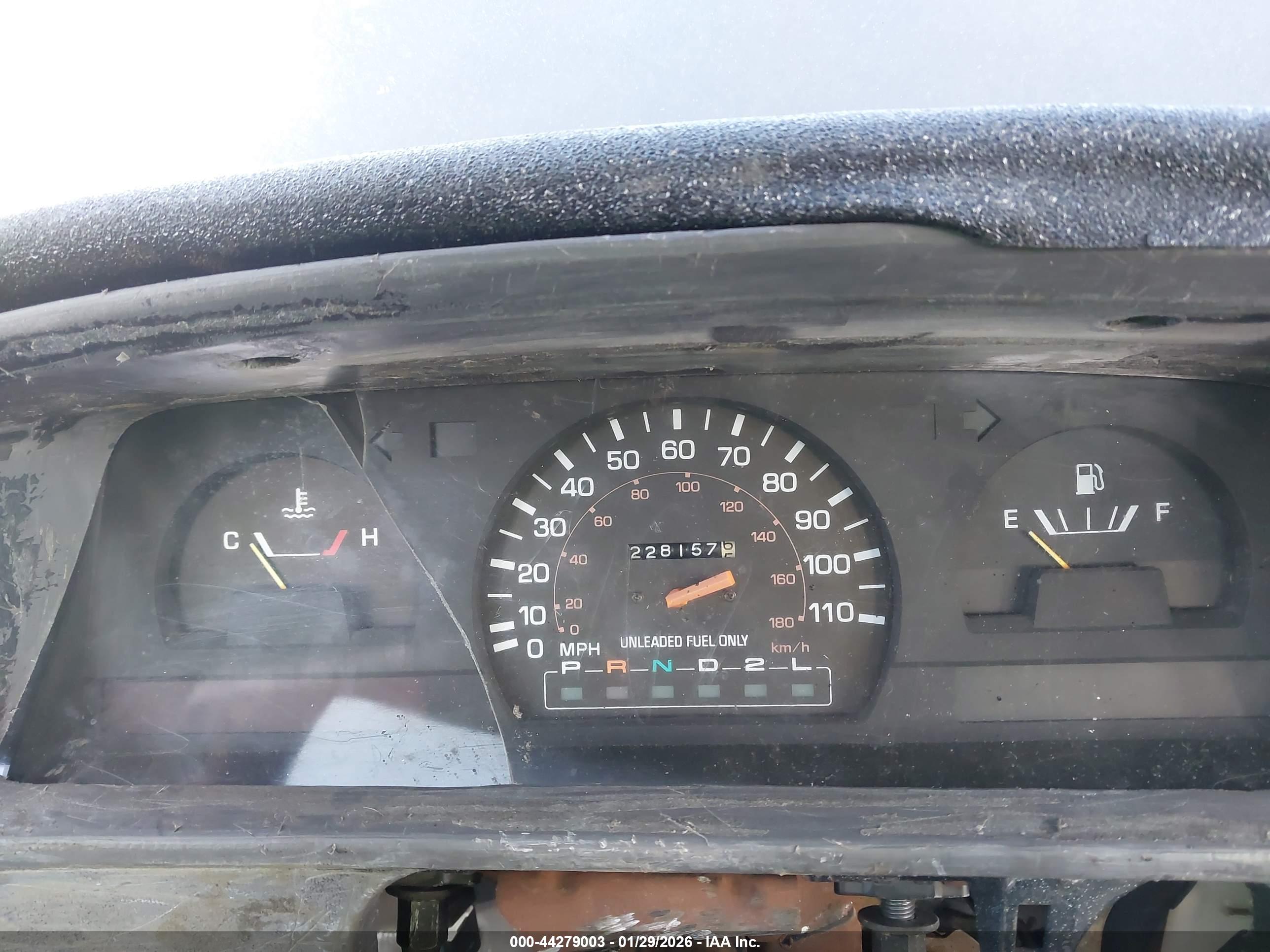 TOYOTA PICKUP image 7