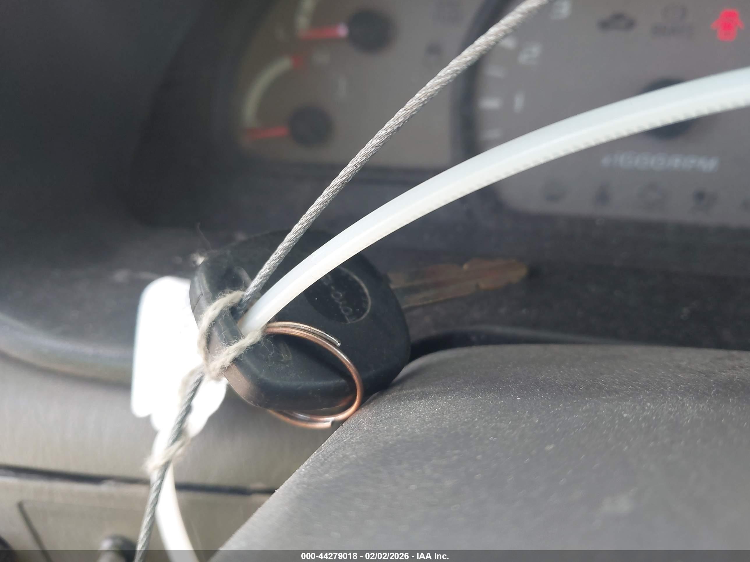 TOYOTA SEQUOIA image 11