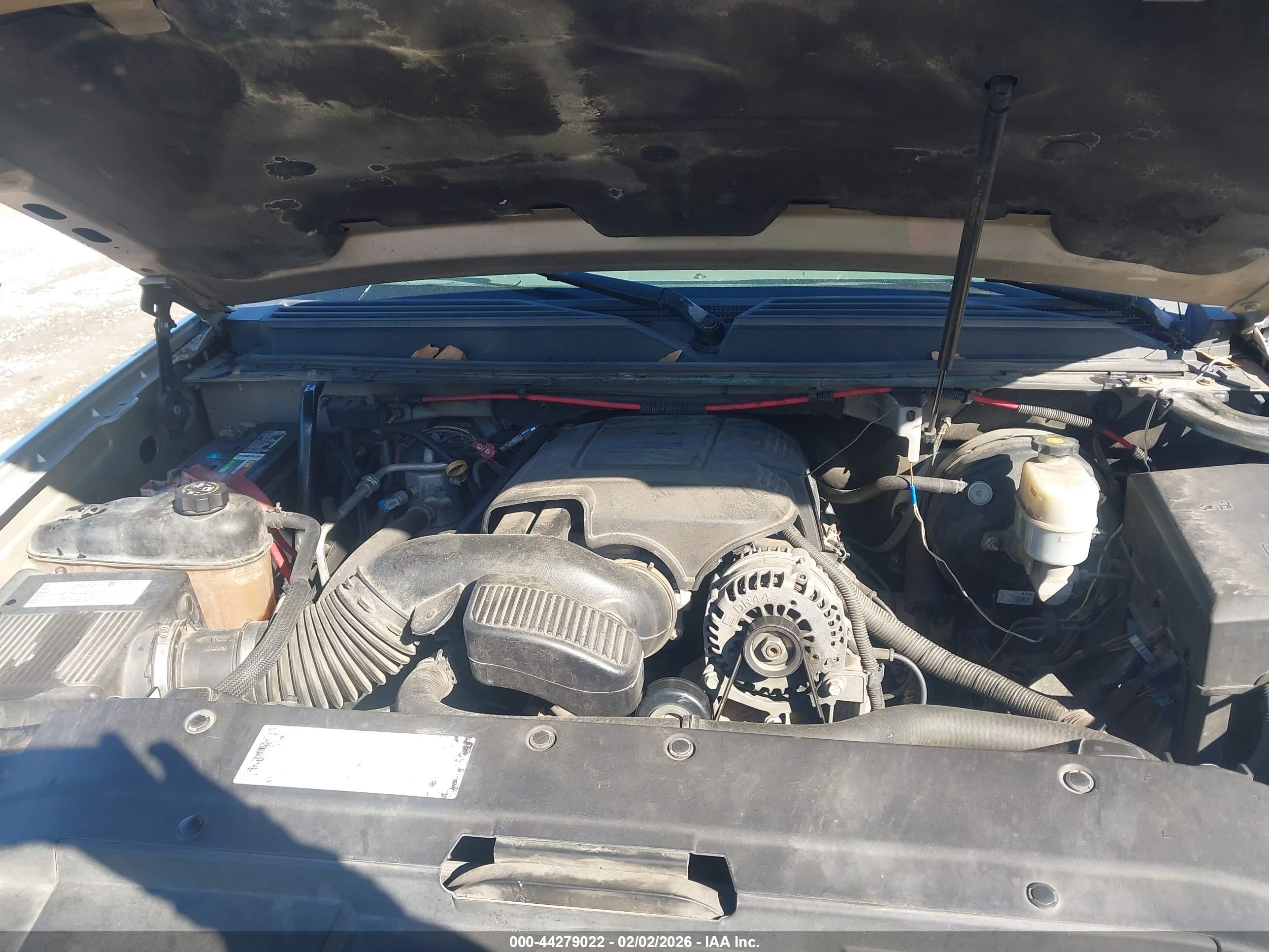CHEVROLET TAHOE image 10