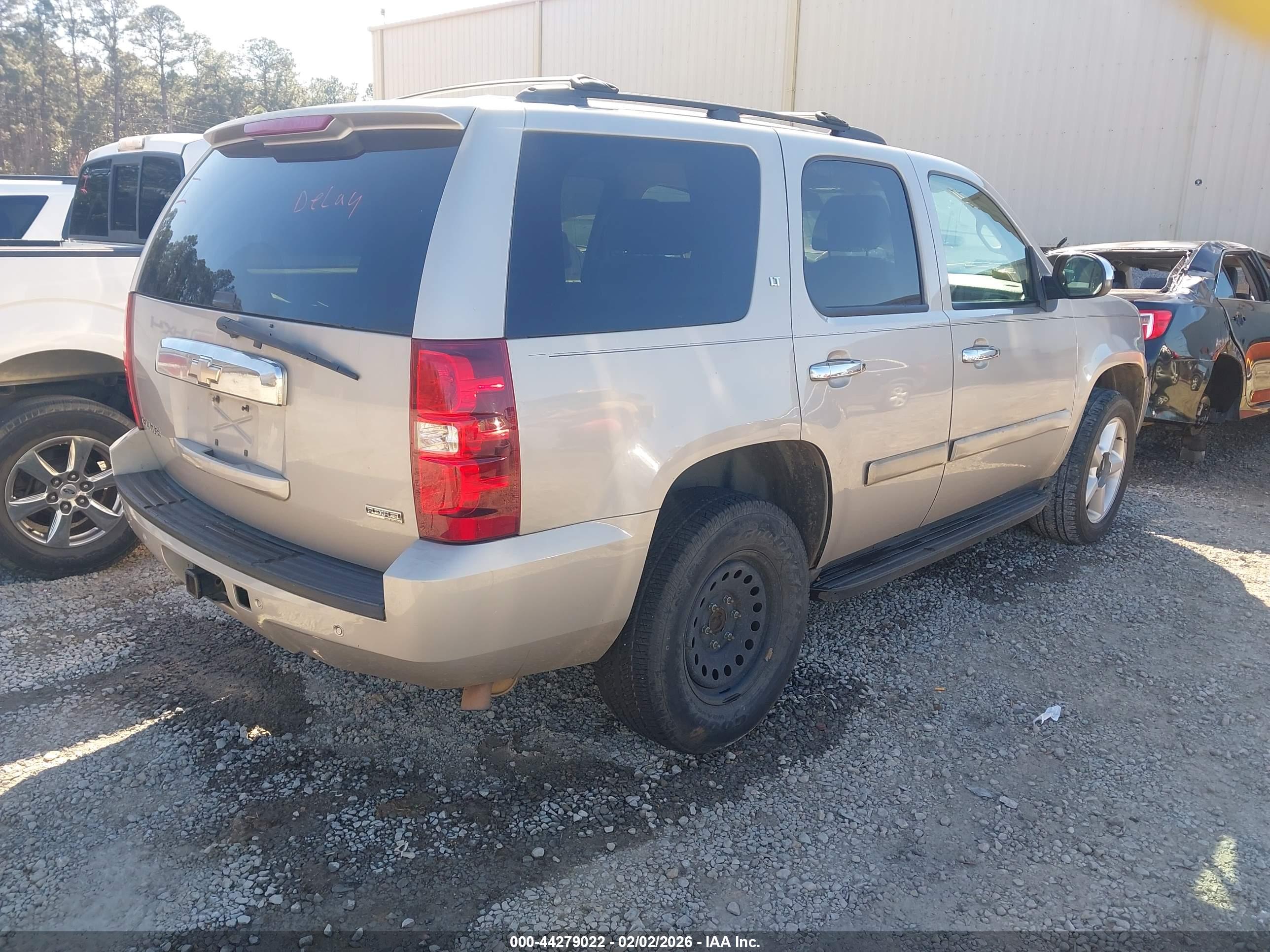 CHEVROLET TAHOE image 4