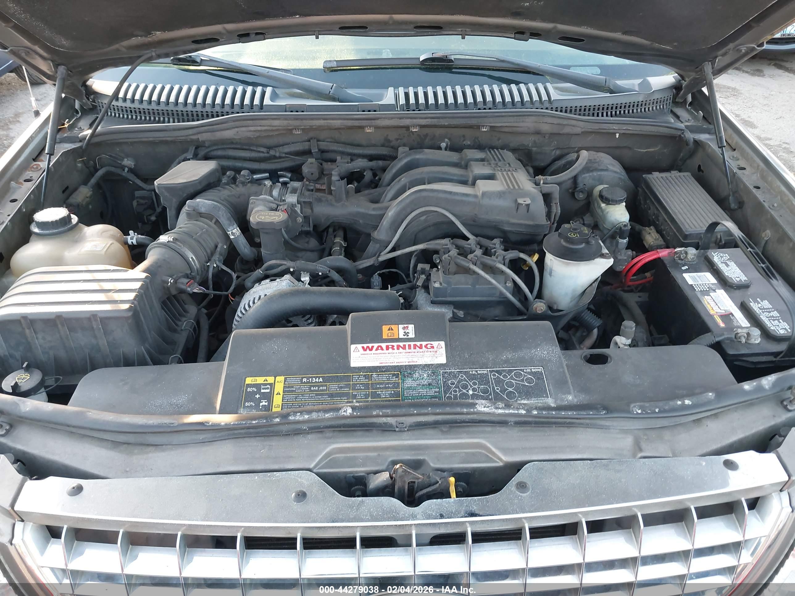 FORD EXPLORER image 10