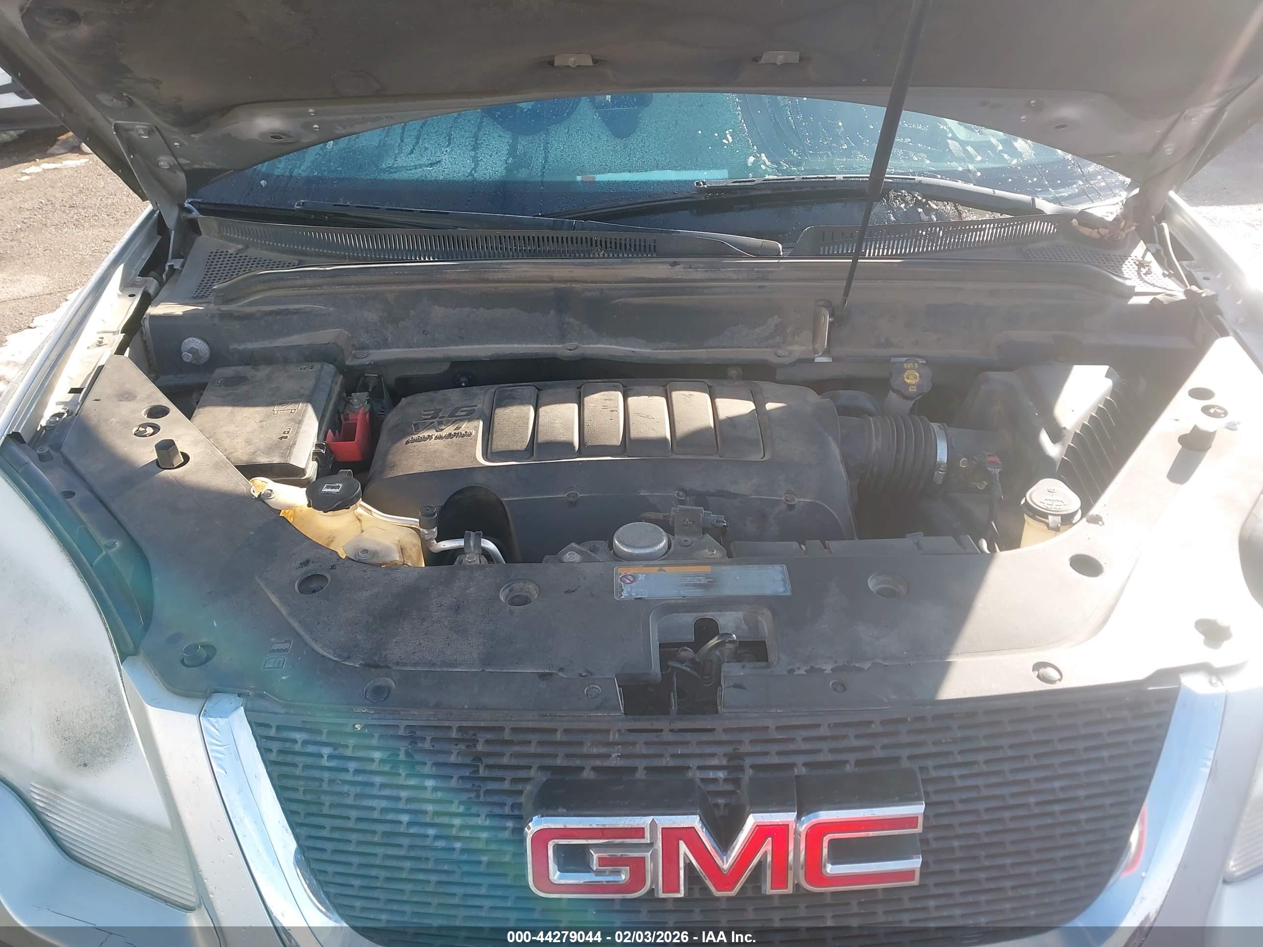 GMC ACADIA image 10