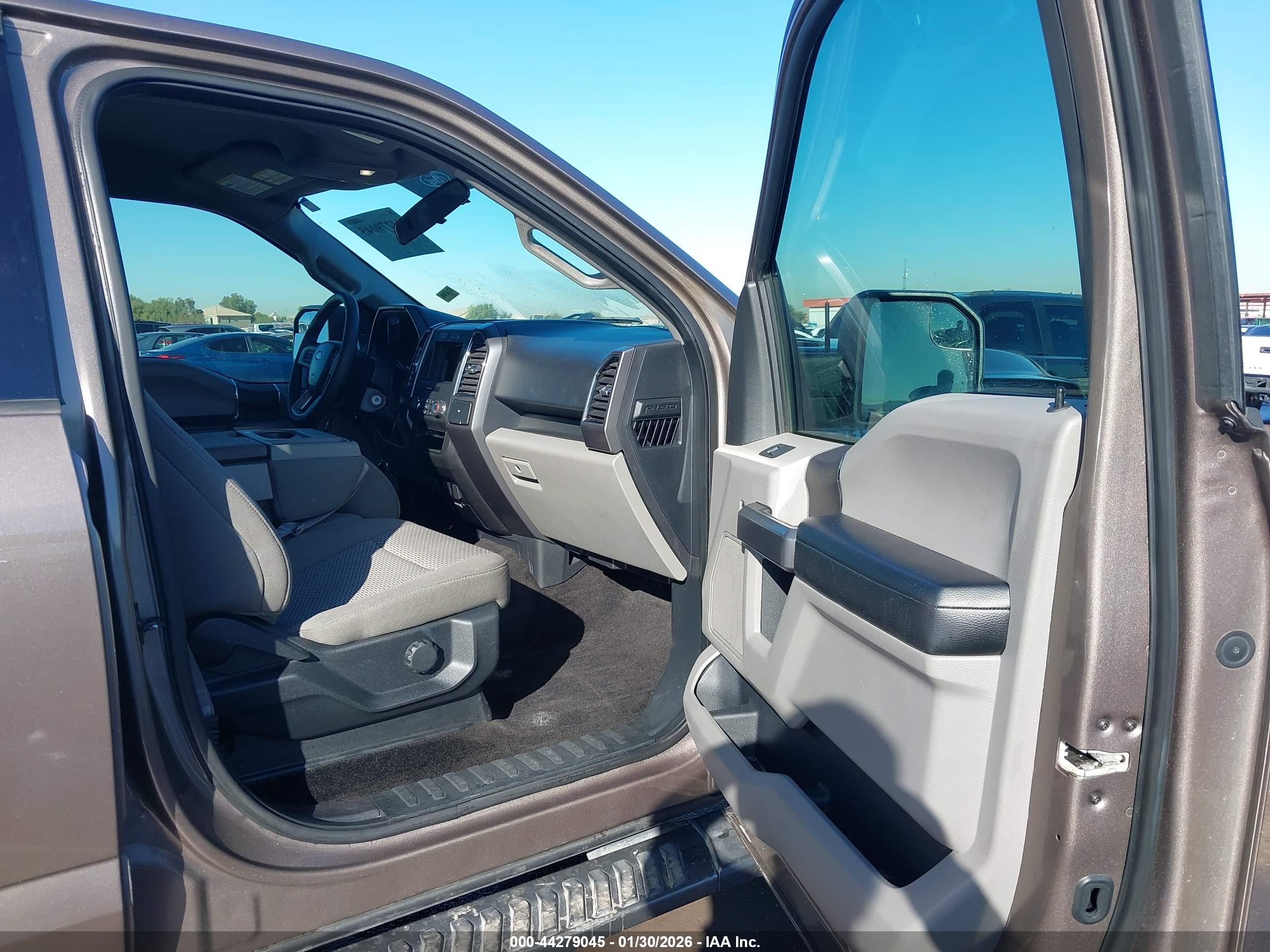 FORD F-150 image 5