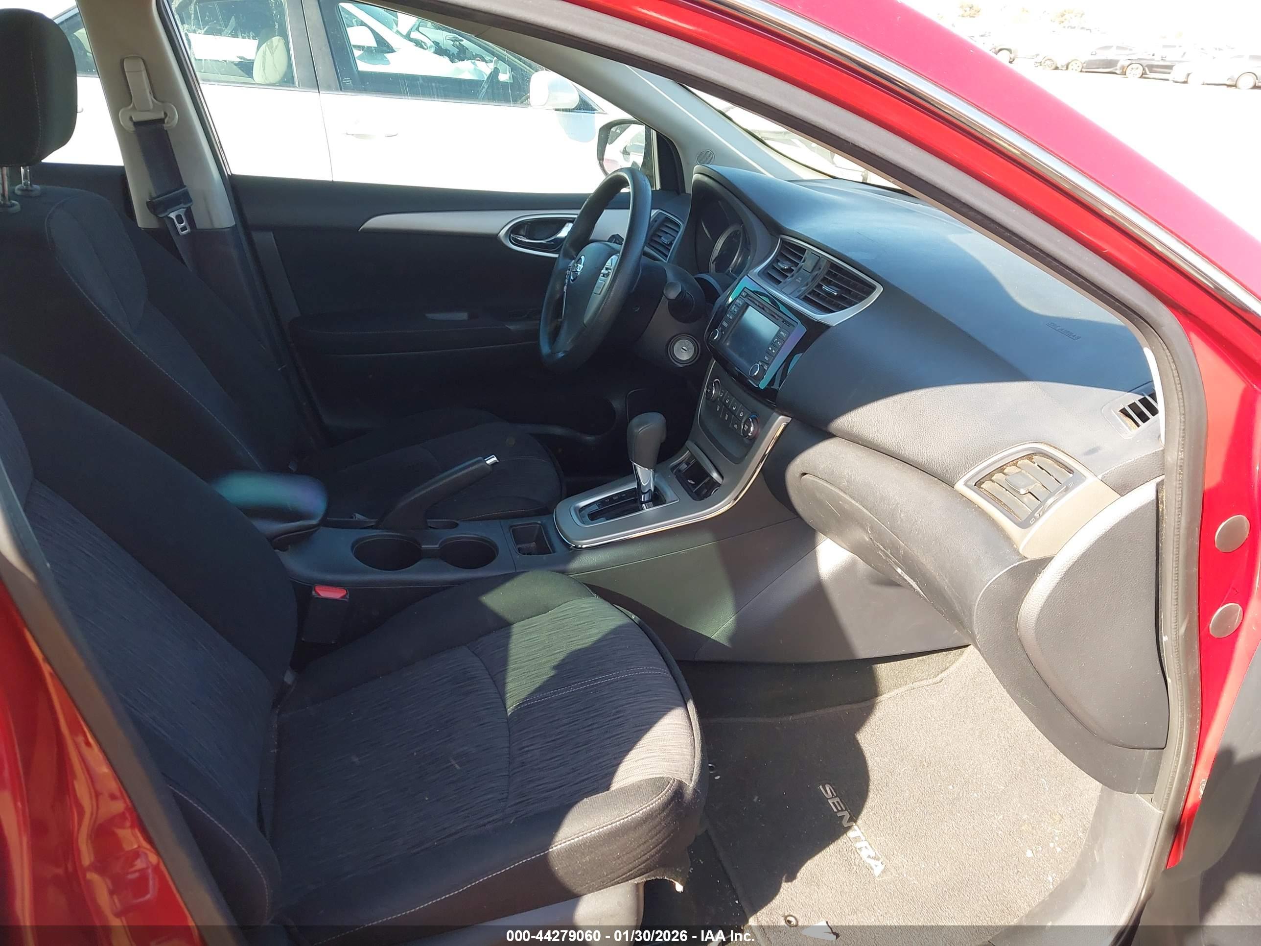 NISSAN SENTRA image 5