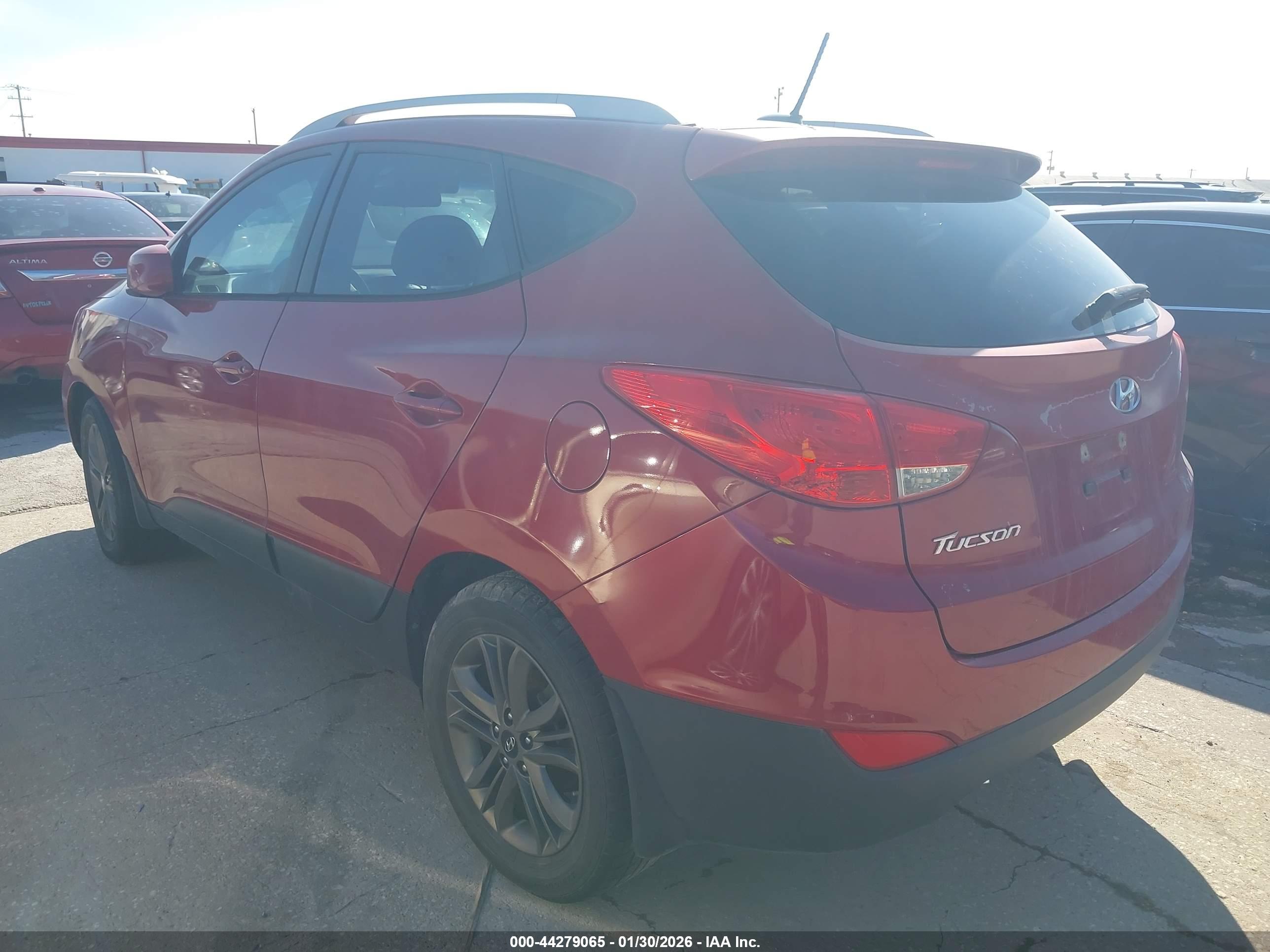HYUNDAI TUCSON image 3