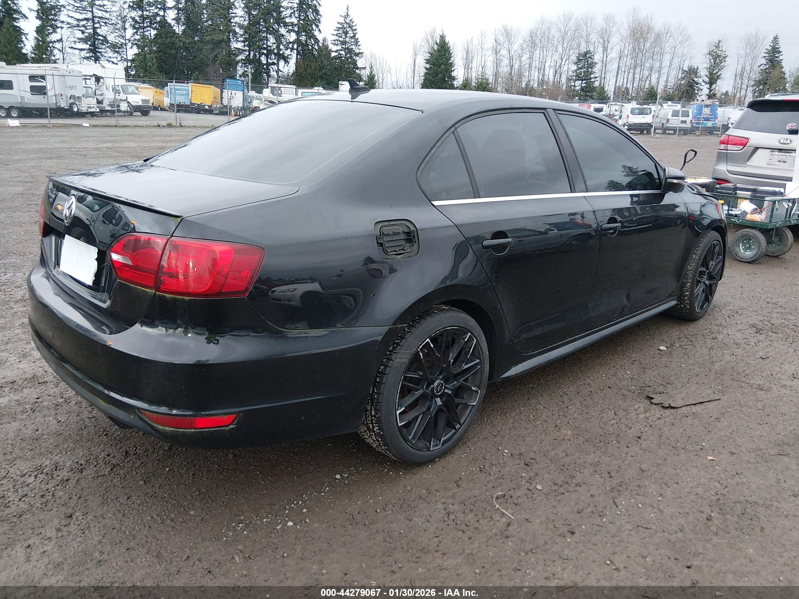 VOLKSWAGEN JETTA image 4