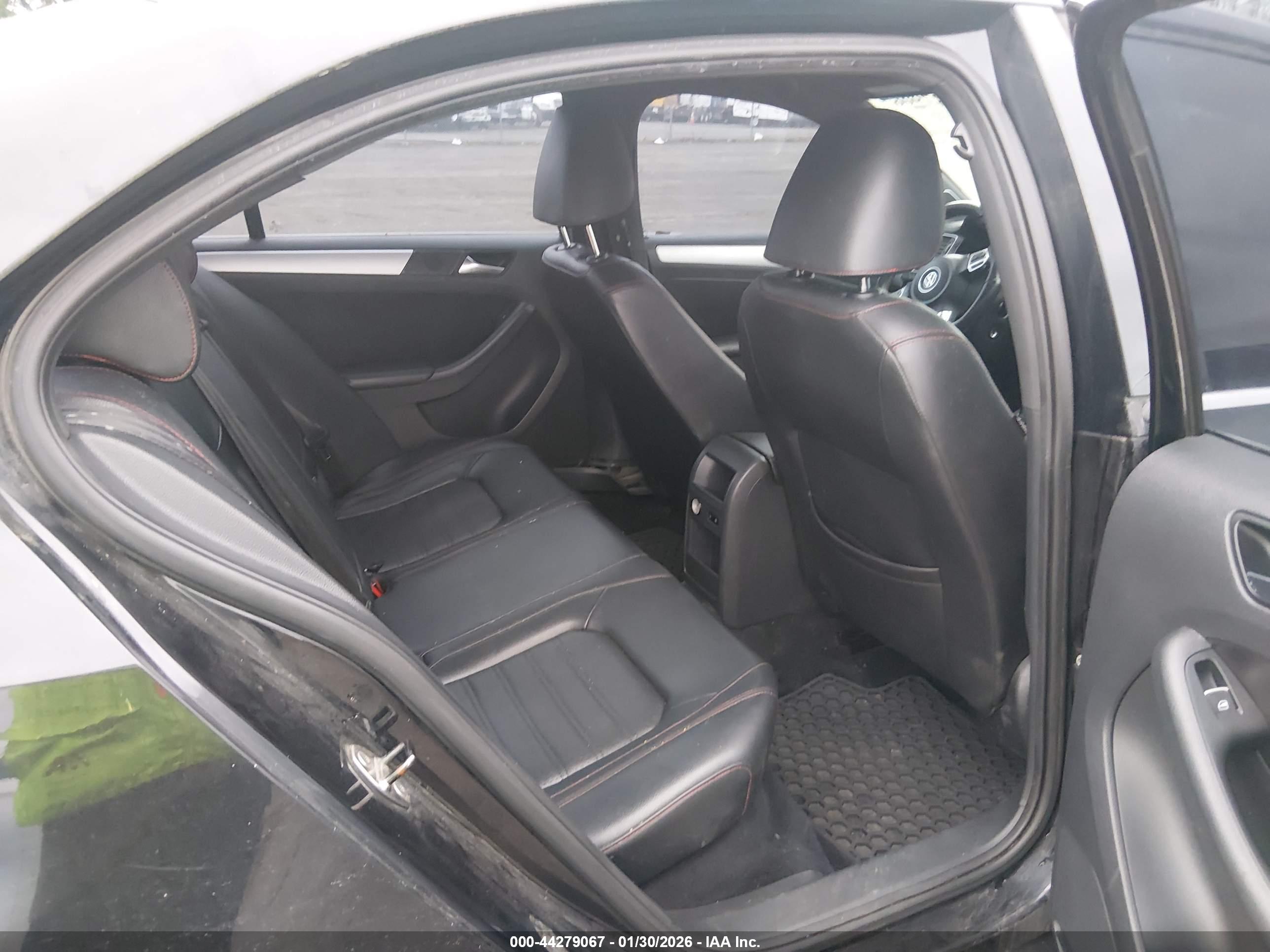 VOLKSWAGEN JETTA image 8
