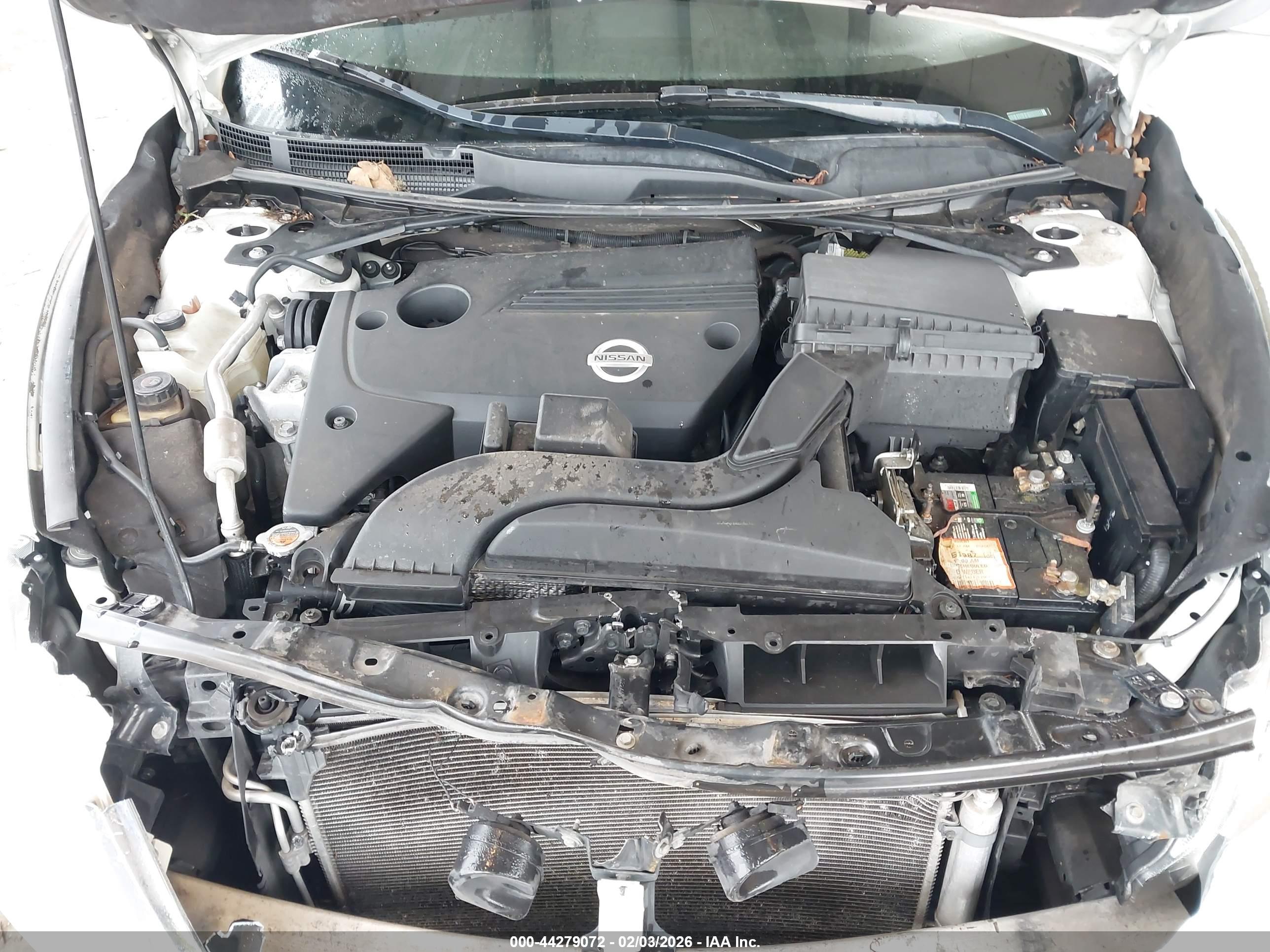 NISSAN ALTIMA image 10
