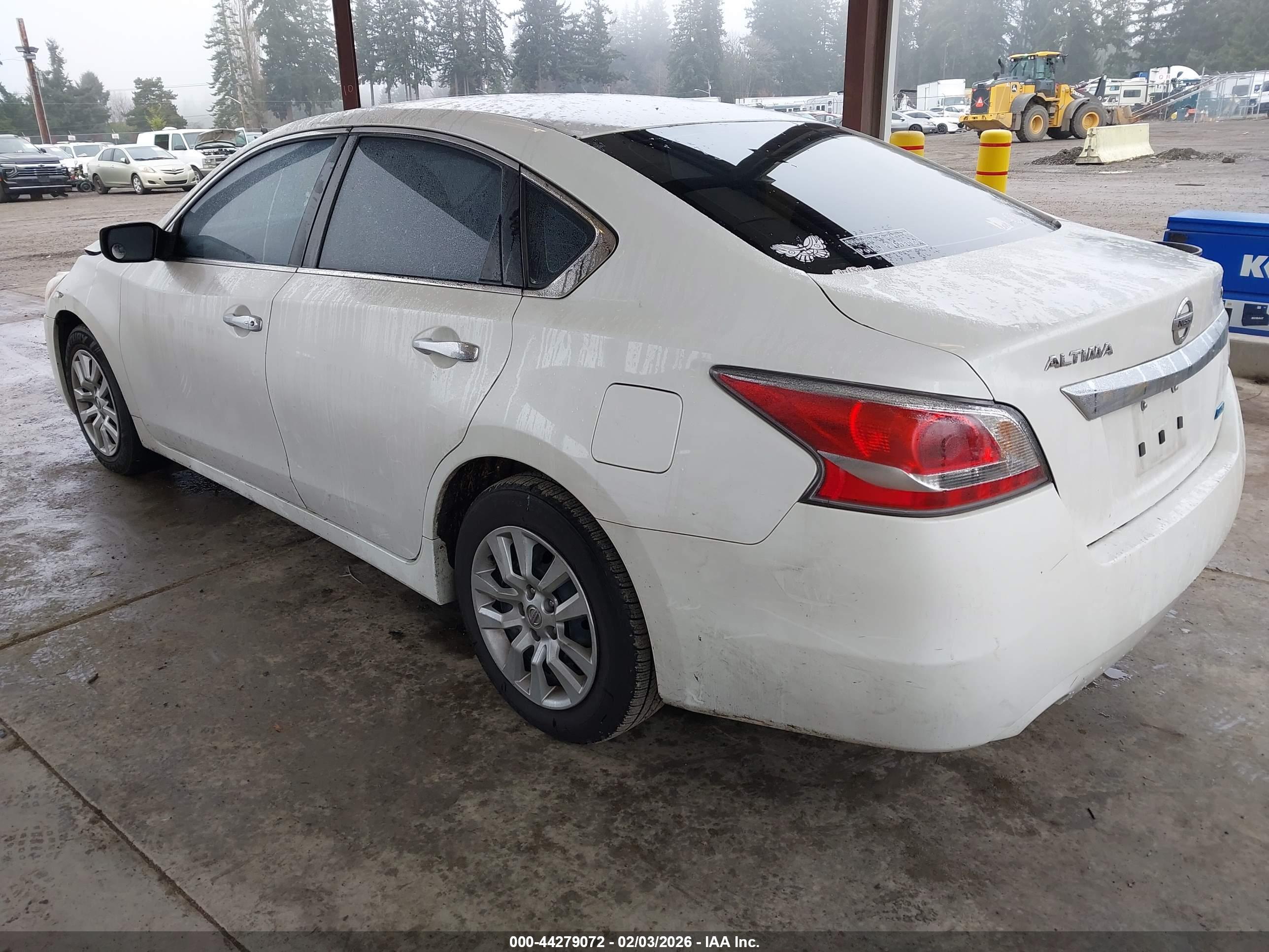 NISSAN ALTIMA image 3