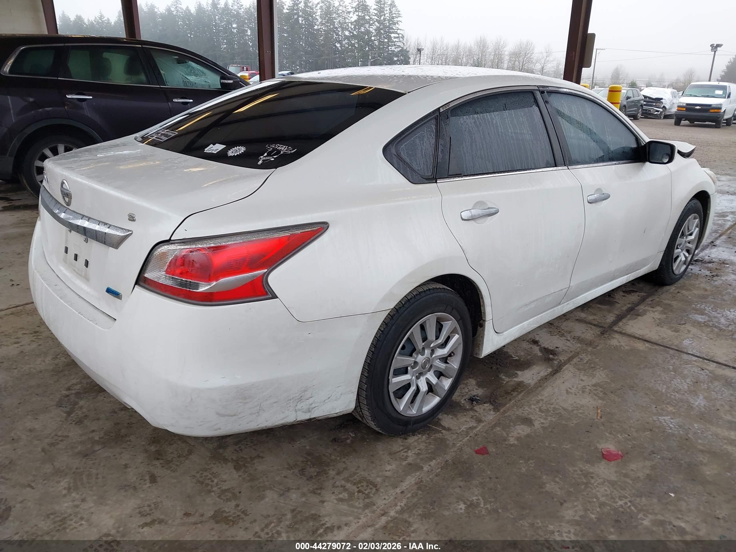 NISSAN ALTIMA image 4
