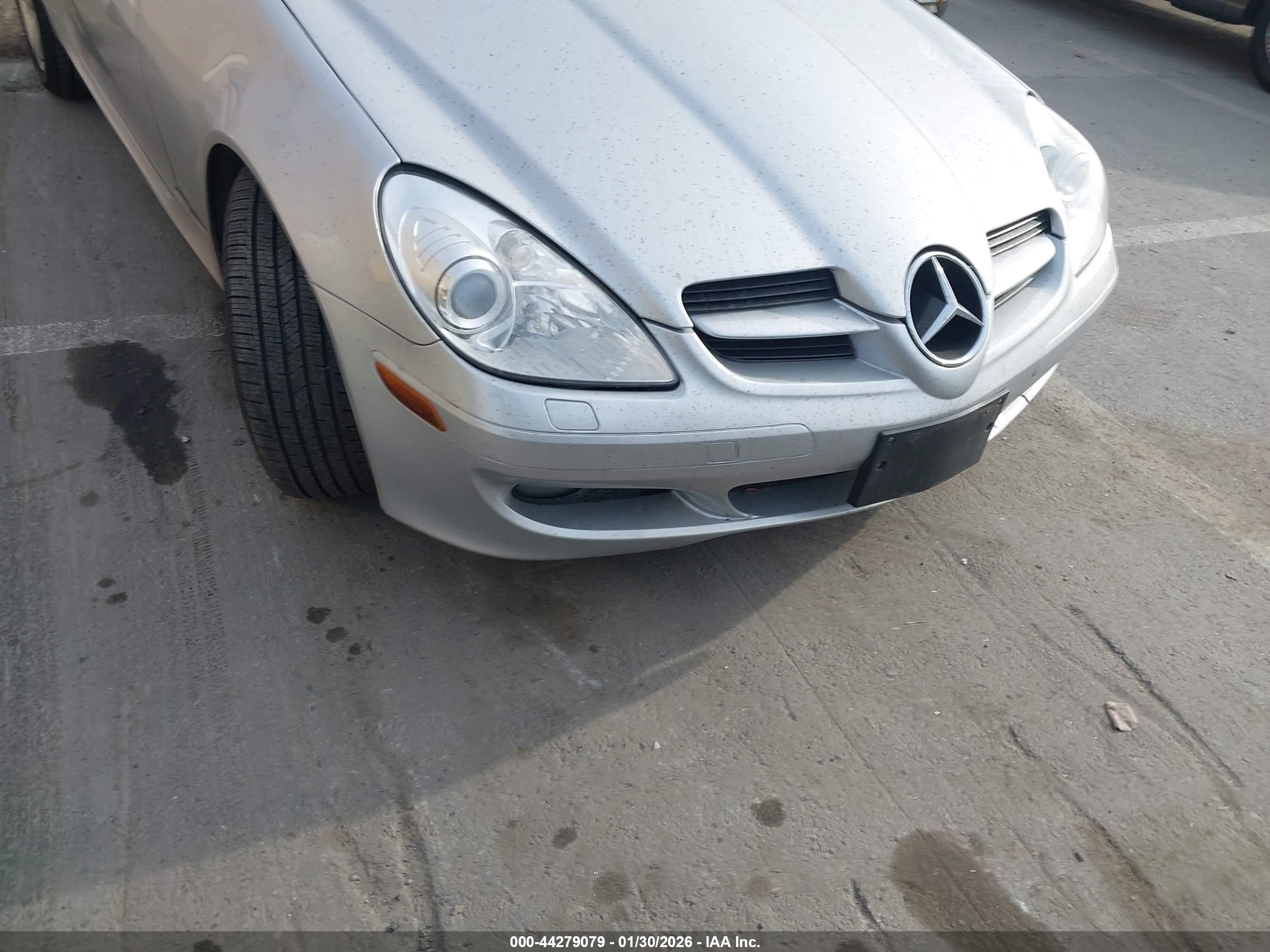 MERCEDES-BENZ SLK image 6