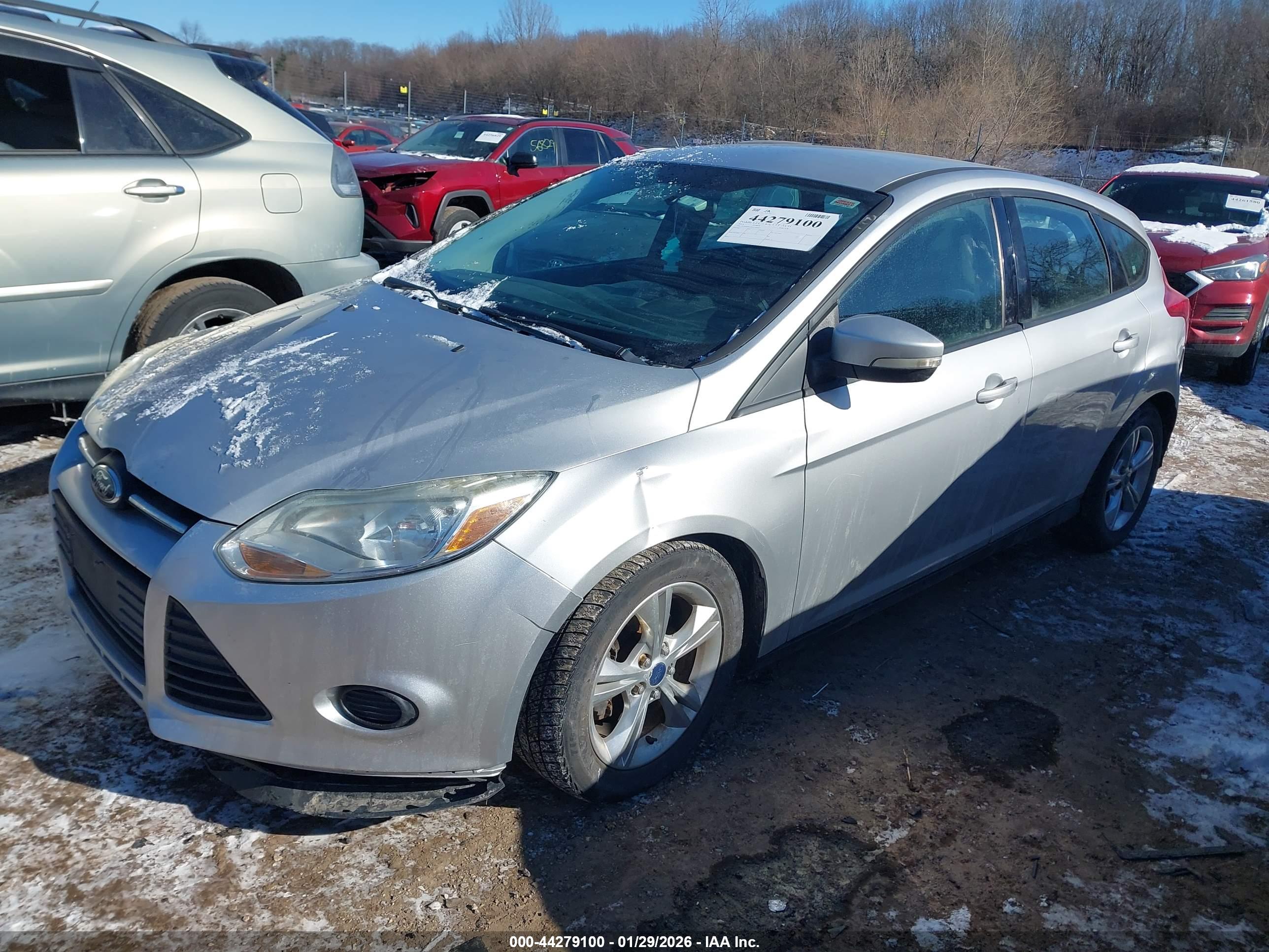 FORD FOCUS image 2